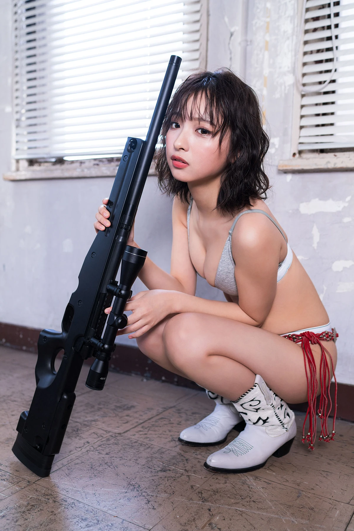Runa Ichinose 一ノ瀬瑠菜 – ヤンマガデジタル写真集 「スパイ＆アサシン」 - P43