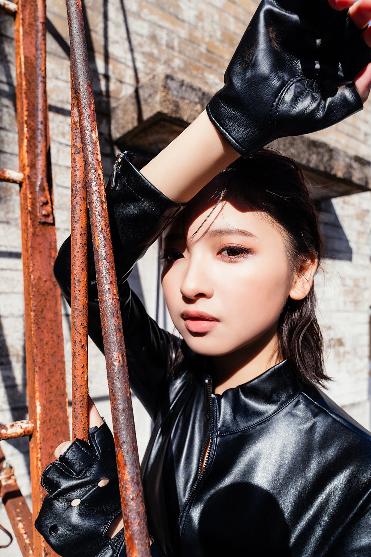Runa Ichinose 一ノ瀬瑠菜 – ヤンマガデジタル写真集 「スパイ＆アサシン」 - P5