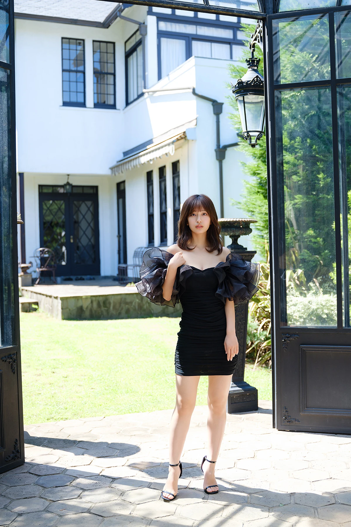 Rina Saito 斉藤里奈 – FLASHデジタル写真集 「才媛の秘めごと」 - P34