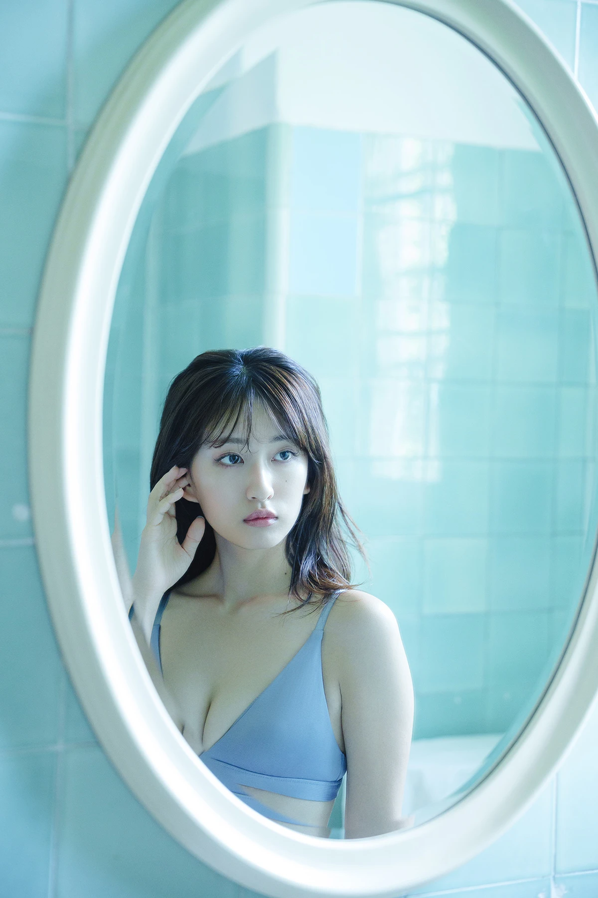 Rina Saito 斉藤里奈 – FLASHデジタル写真集 「才媛の秘めごと」 - P64