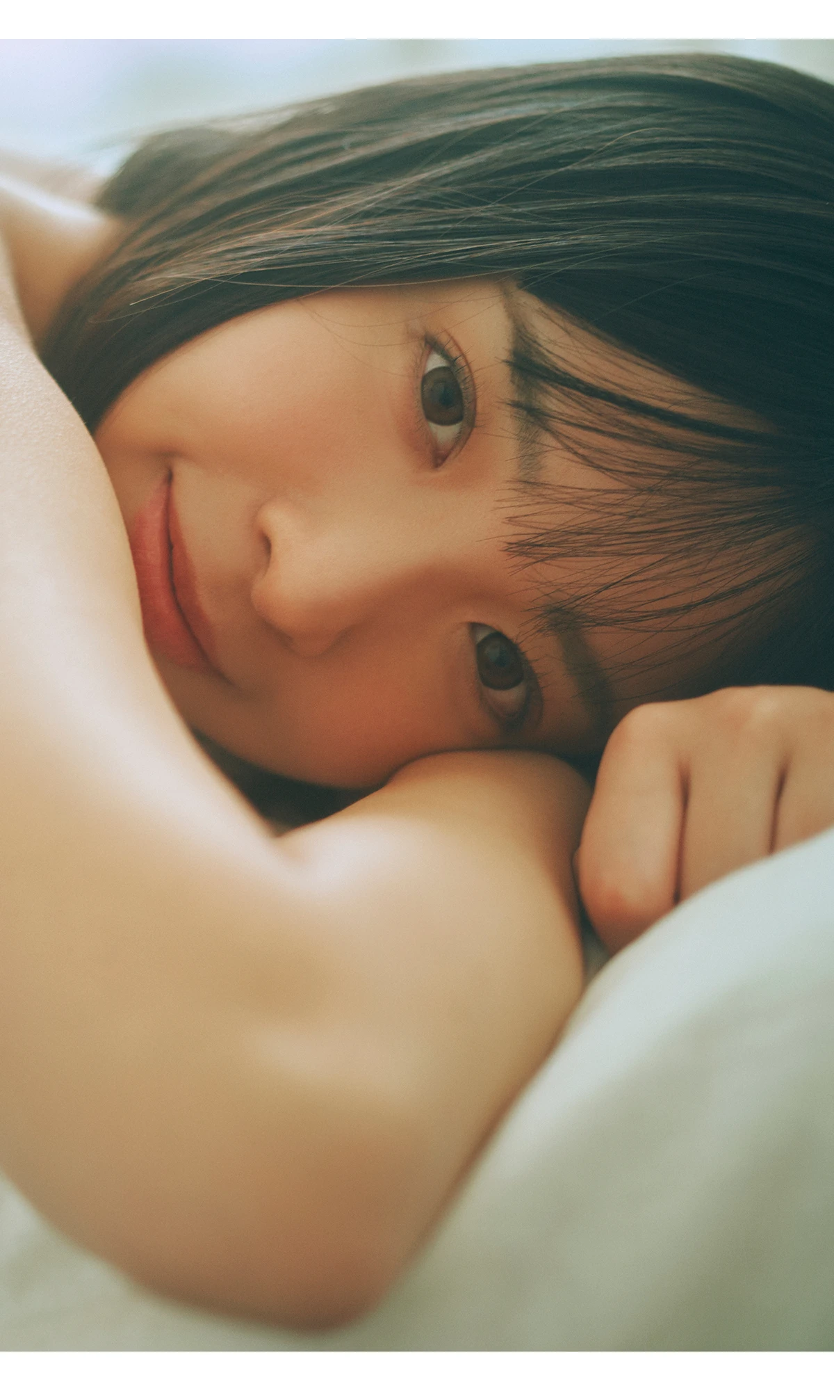 Iroha Hakata 博多彩葉 – 写真集 「肌色の純情 nude」 - P25