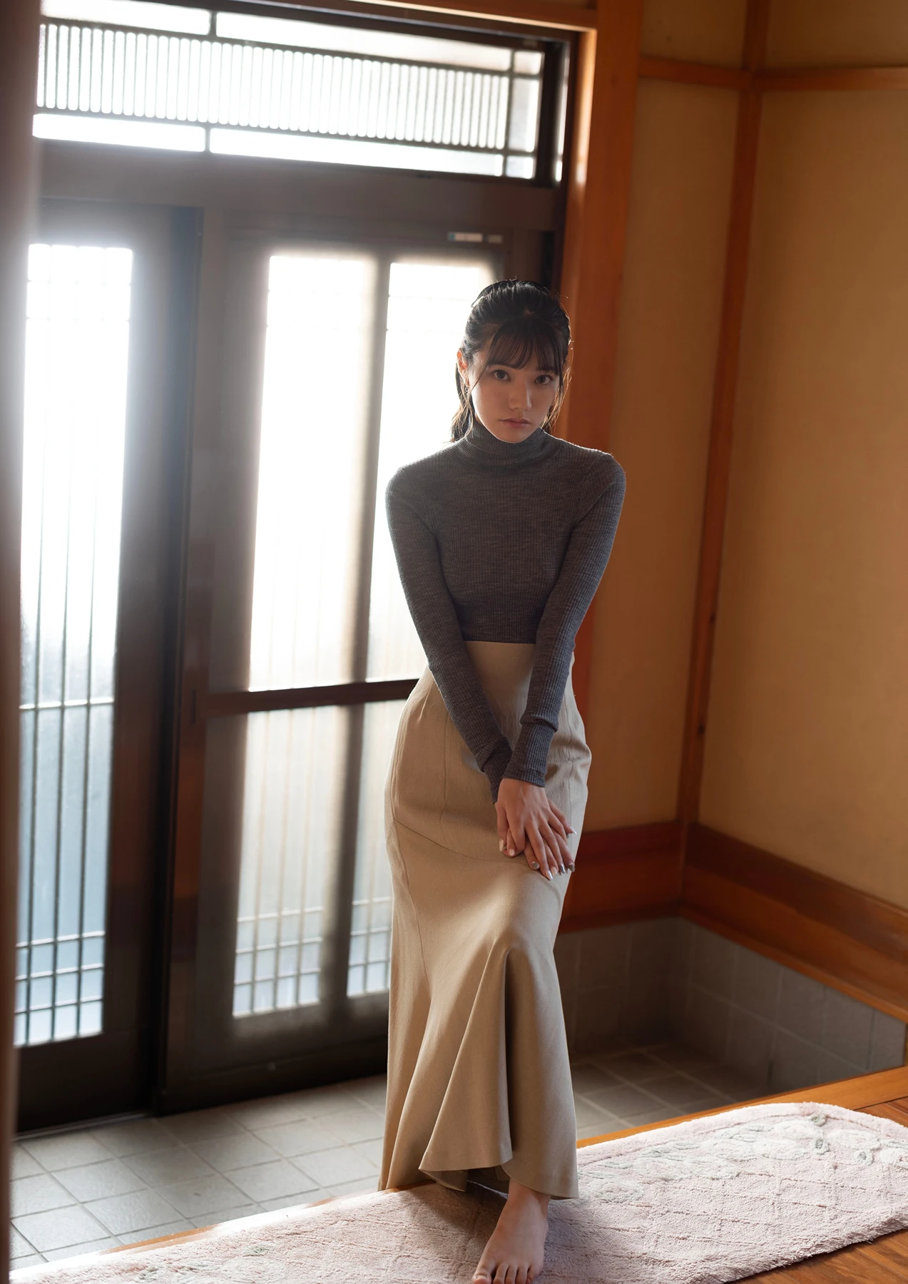Rena Miyashita 宮下玲奈 – 写真集 「The fate of fake love」 - P22