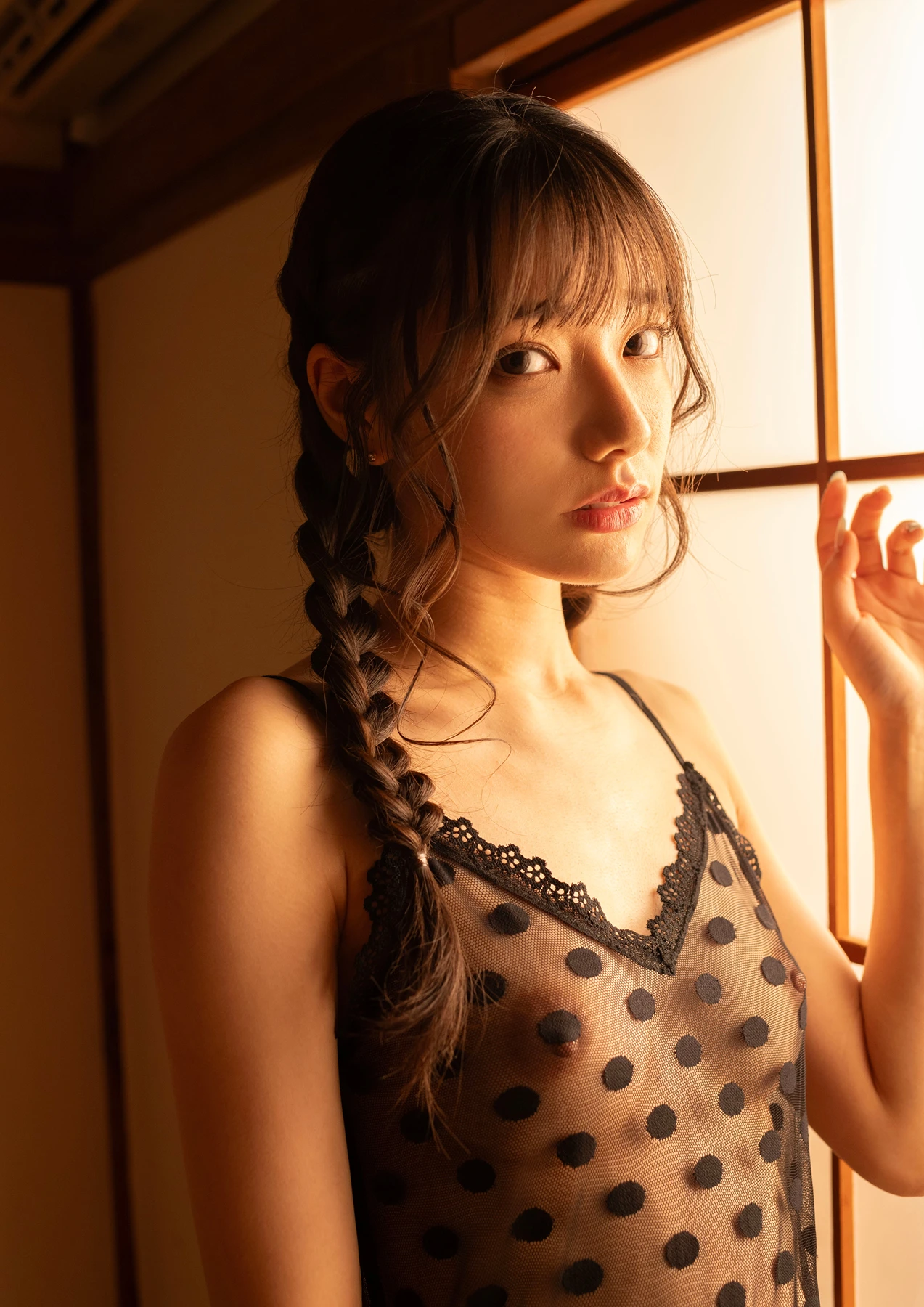 Rena Miyashita 宮下玲奈 – 写真集 「The fate of fake love」 - P41