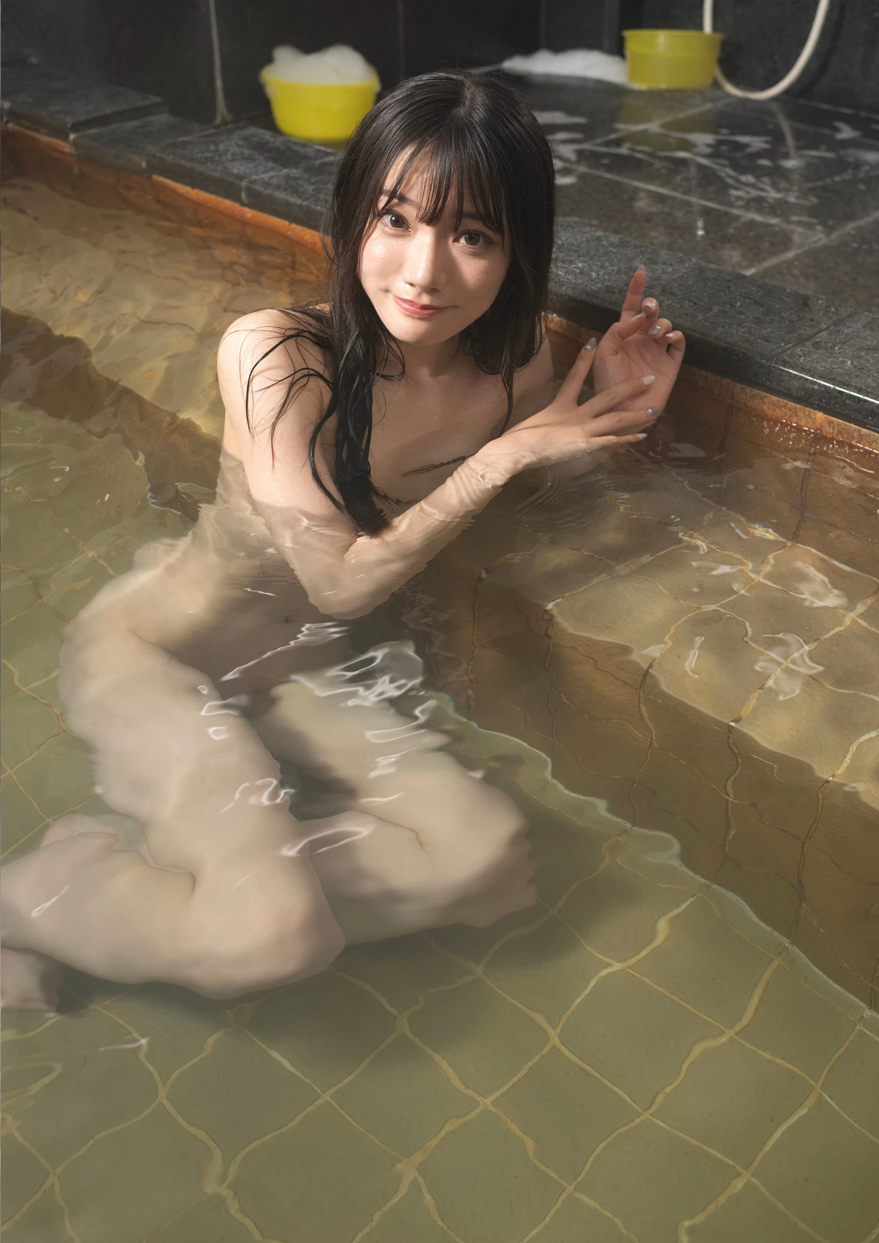 Rena Miyashita 宮下玲奈 – 写真集 「The fate of fake love」 - P46