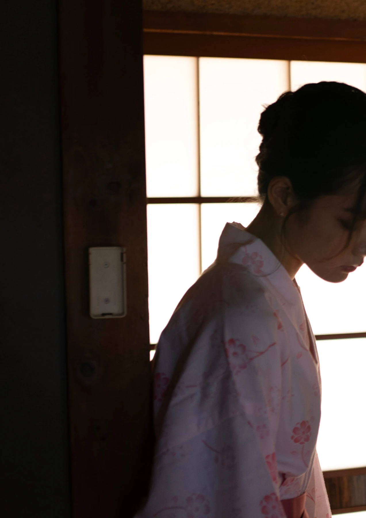 Rena Miyashita 宮下玲奈 – 写真集 「The fate of fake love」 - P64