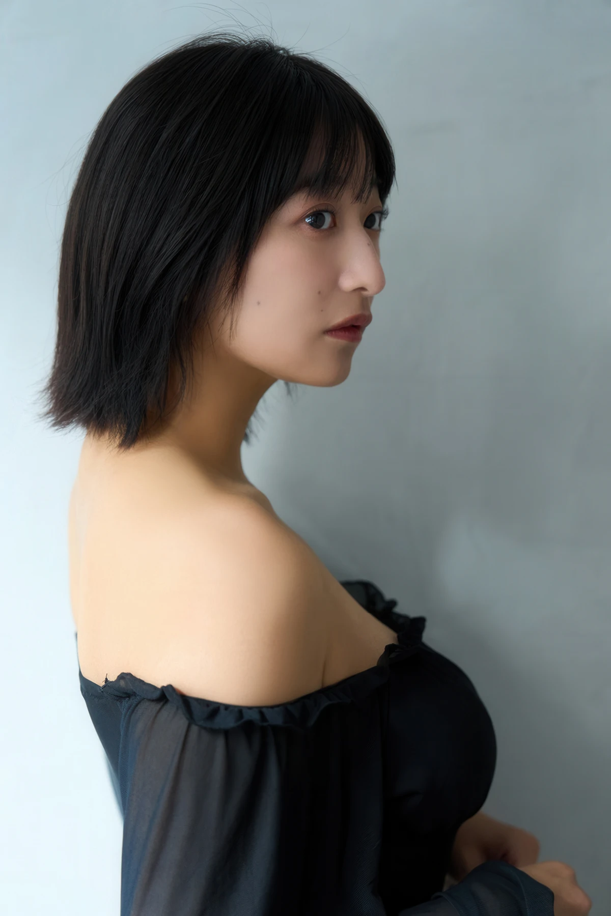 Ina Enohara 榎原依那 – 2nd写真集 「I am Ina」 オール未公開オール未公開シドニー編 - P5