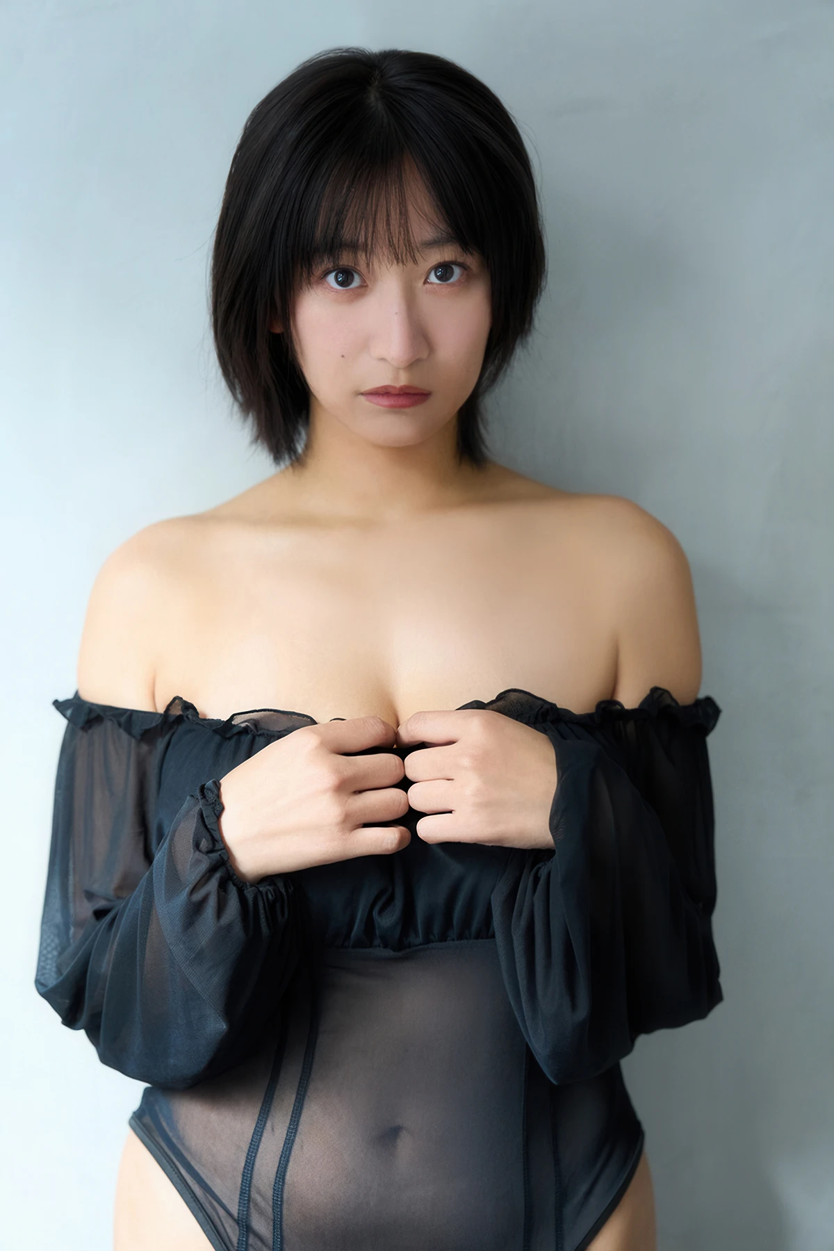 Ina Enohara 榎原依那 – 2nd写真集 「I am Ina」 オール未公開オール未公開シドニー編 - P6