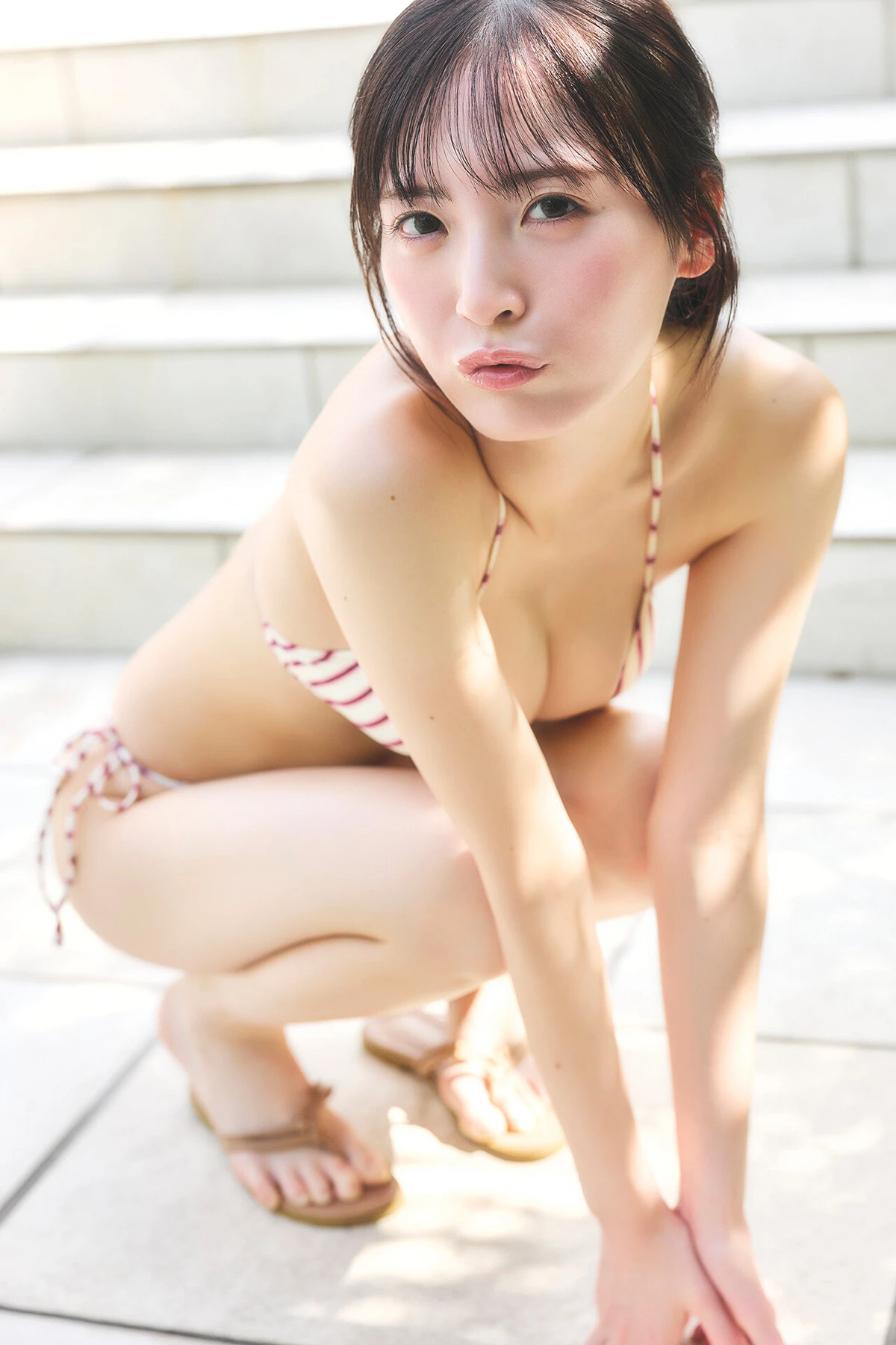 Yura Yura 由良ゆら – FLASHデジタル写真集 「甘いものには毒がある」 - P13