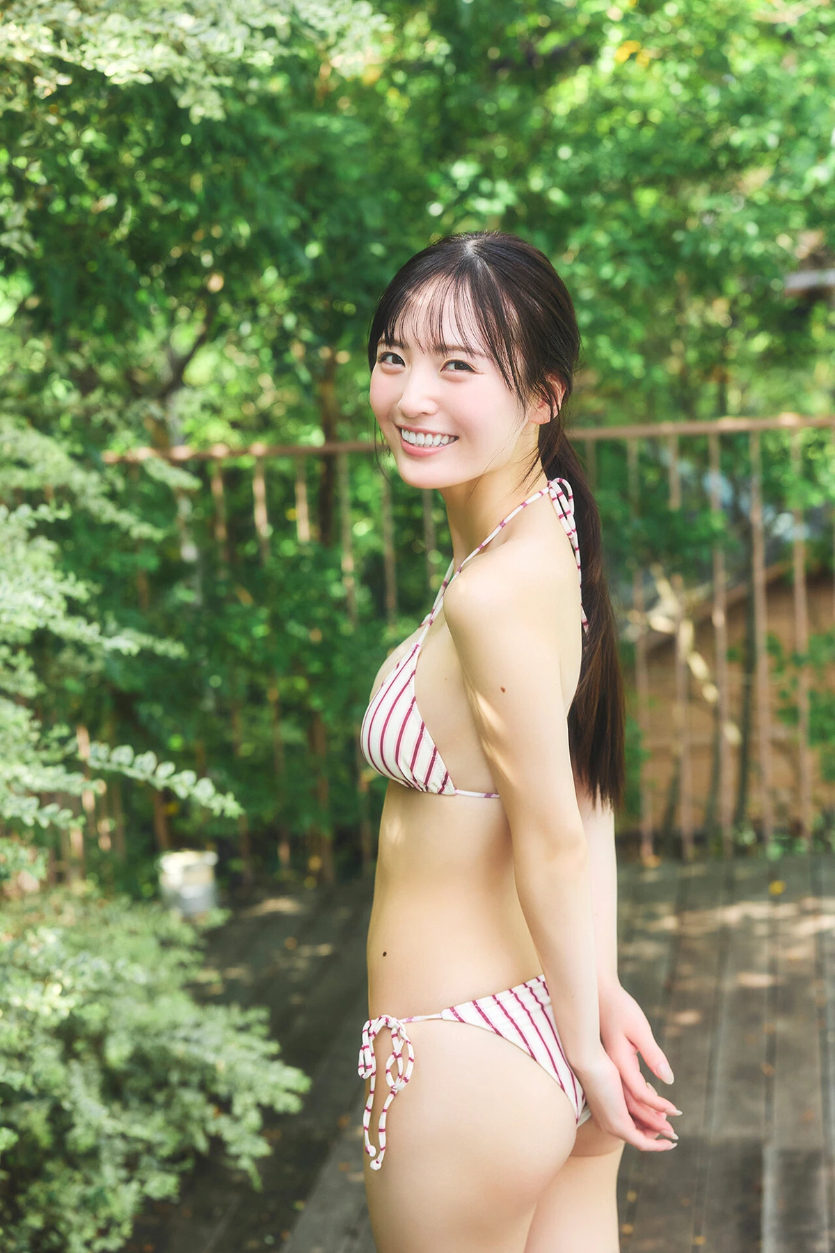 Yura Yura 由良ゆら – FLASHデジタル写真集 「甘いものには毒がある」 - P8