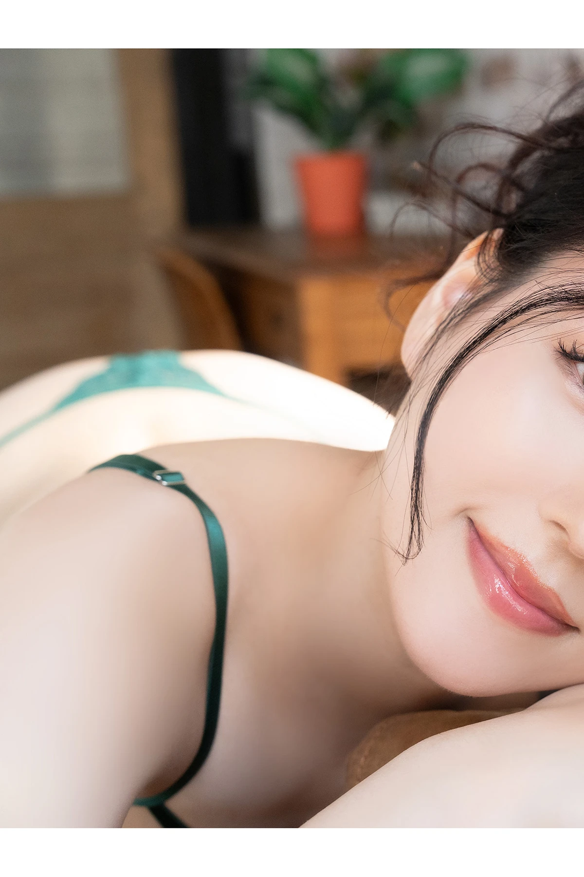 Hikari Misaki 岬ひかり – 写真集 「乳感遊戯」 - P85