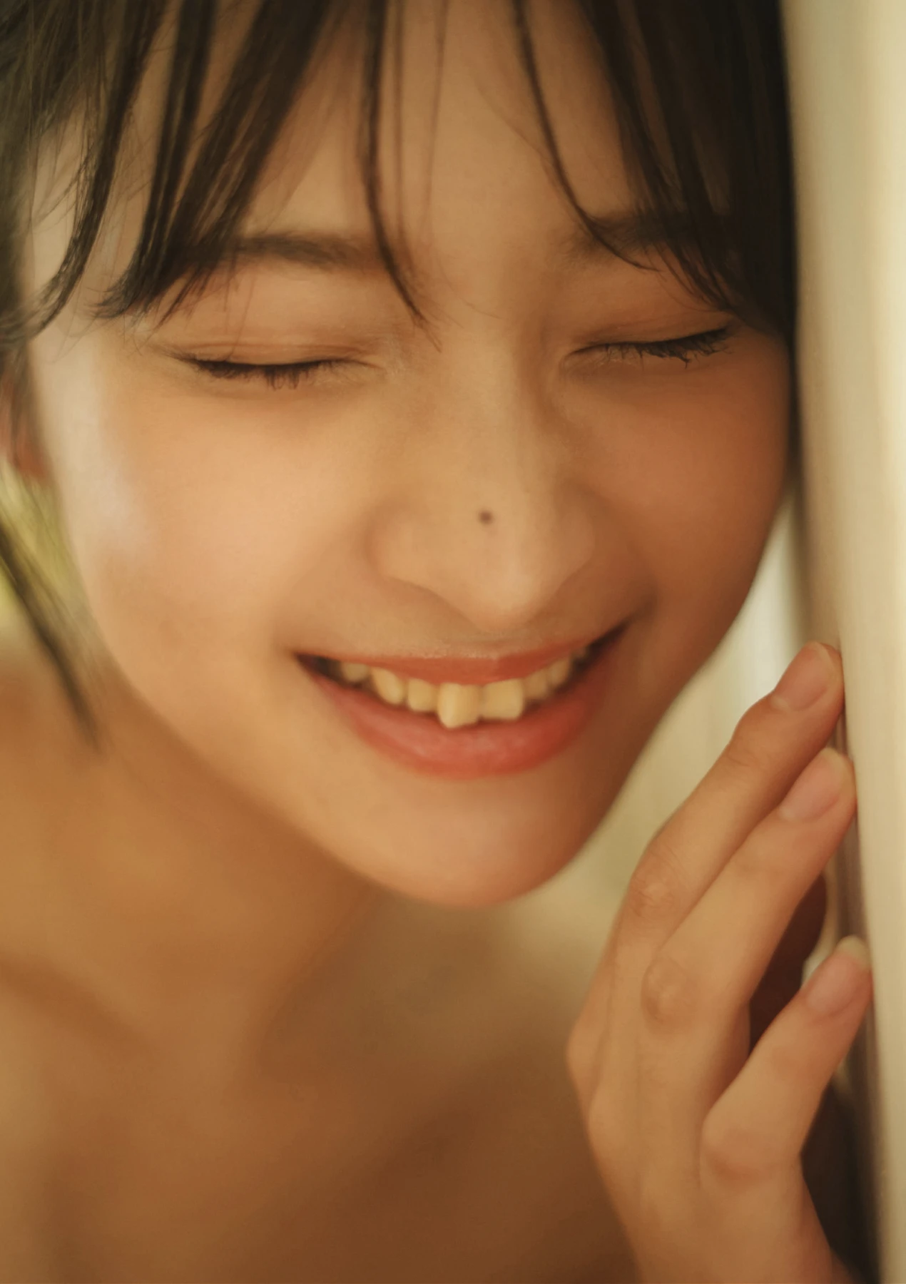 Misaki Sawa 沢美沙樹 – GIRLS graph. デジタル写真集 『背伸びと本音』 - P53