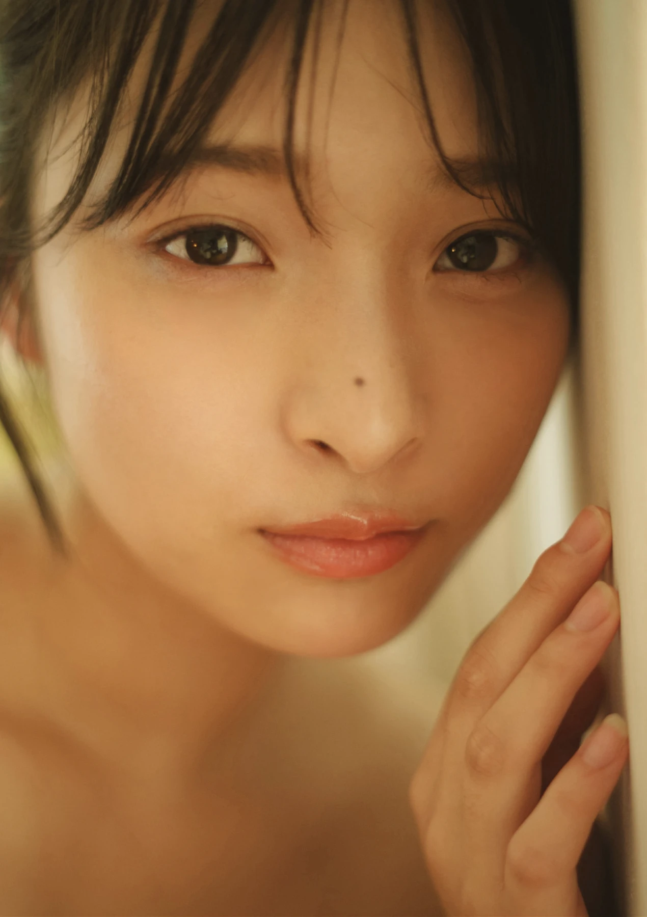 Misaki Sawa 沢美沙樹 – GIRLS graph. デジタル写真集 『背伸びと本音』 - P54