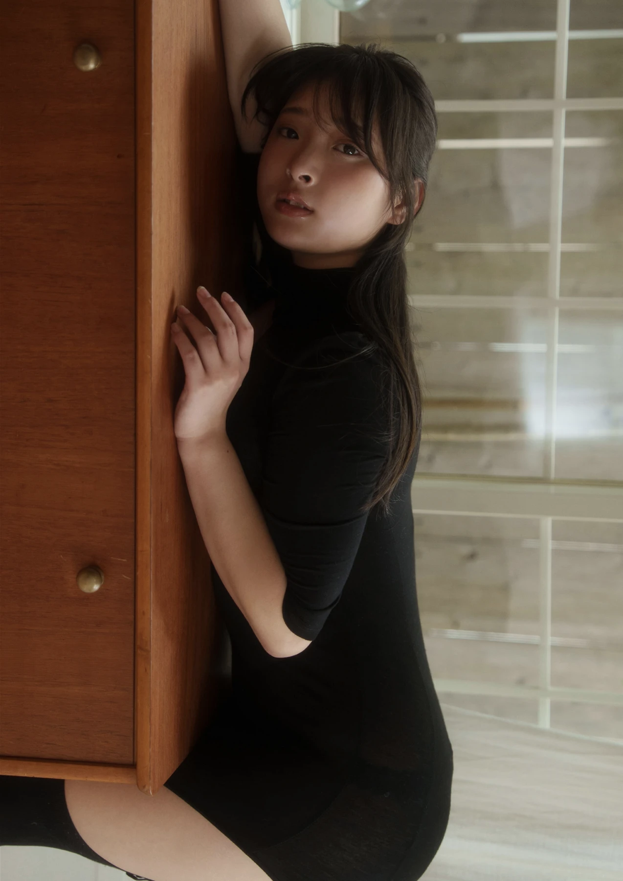 Misaki Sawa 沢美沙樹 – GIRLS graph. デジタル写真集 『背伸びと本音』 - P80