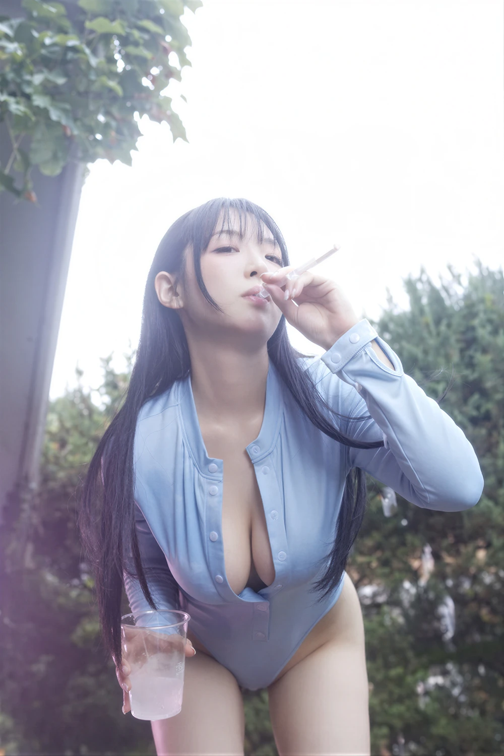 Rinaモモリナ – MAXIM 「Wet In The Rain – OUTSIDE」 - P43