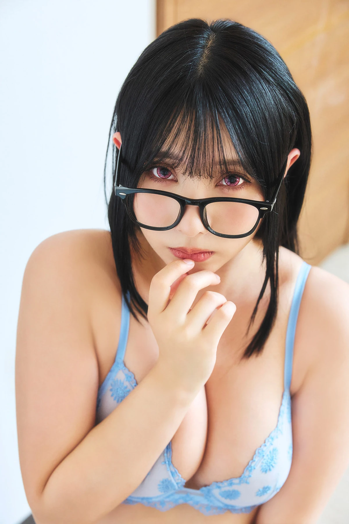 Mitsuhashikuun 三橋くん – ヤンマガデジタル写真集 コラボグラビア 『澱の中』 - P34