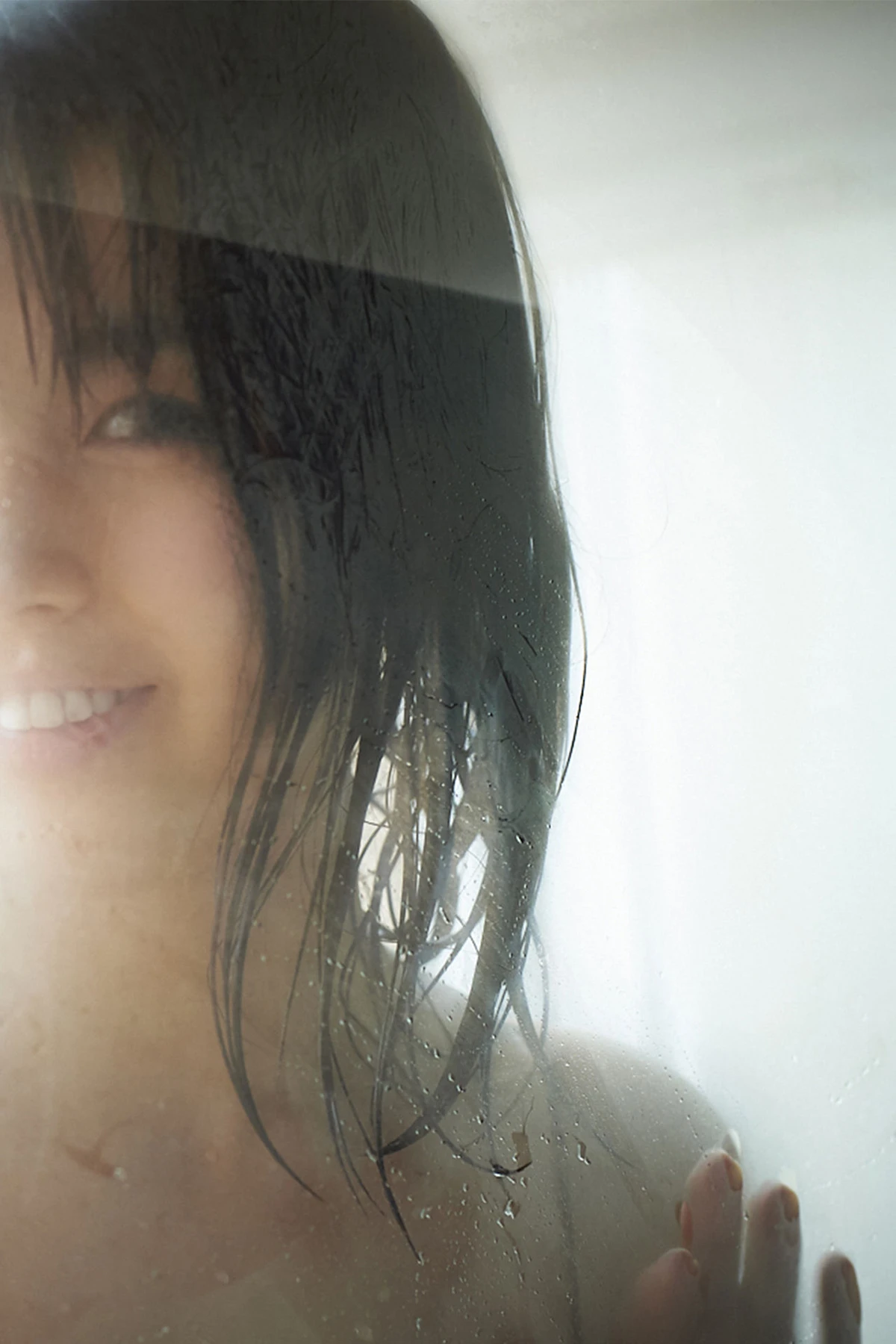 Yurina Yanagi 柳ゆり菜 – FRIDAYデジタル写真集 「一緒に一泊旅行 vol.1」 - P37