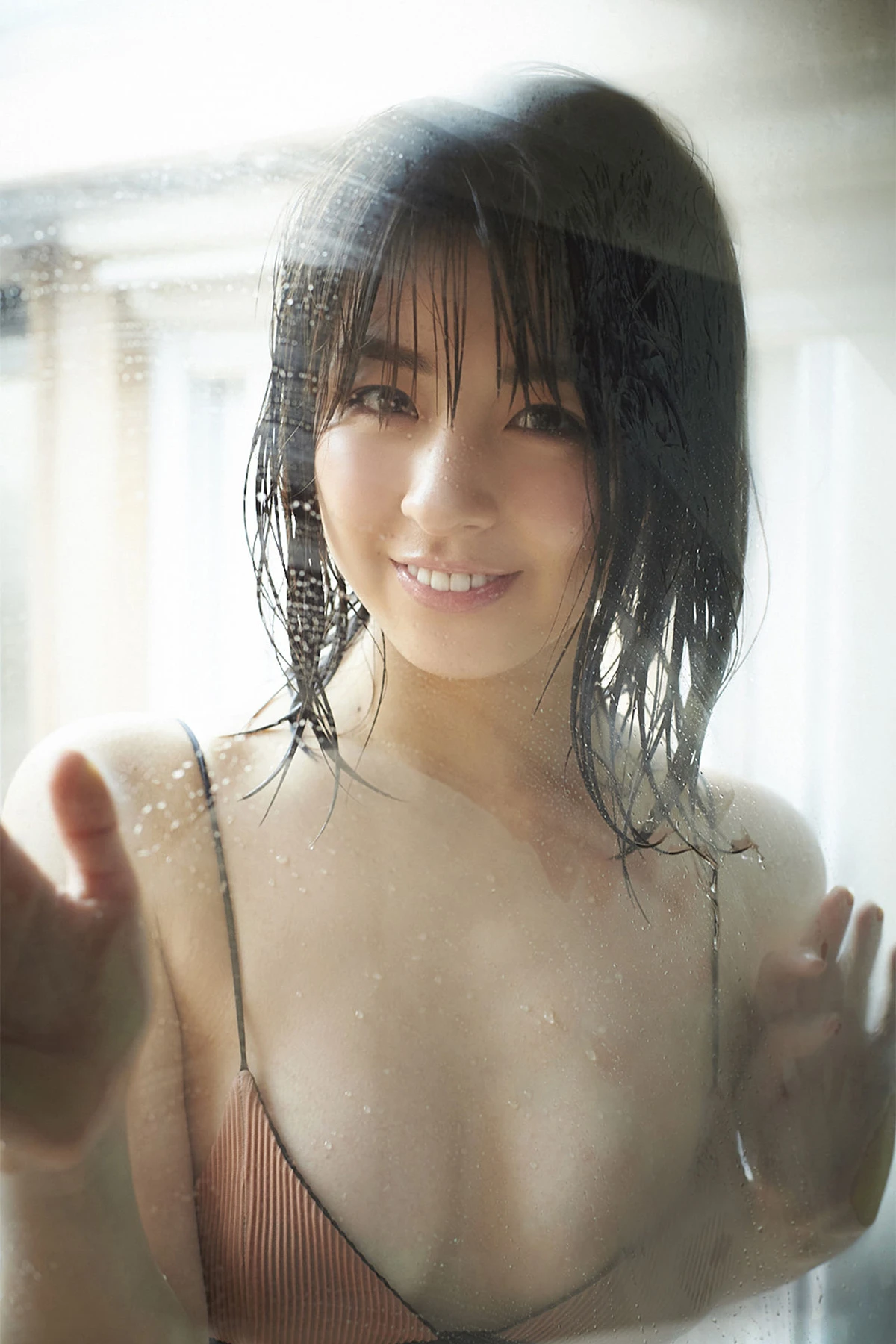 Yurina Yanagi 柳ゆり菜 – FRIDAYデジタル写真集 「一緒に一泊旅行 vol.1」 - P39