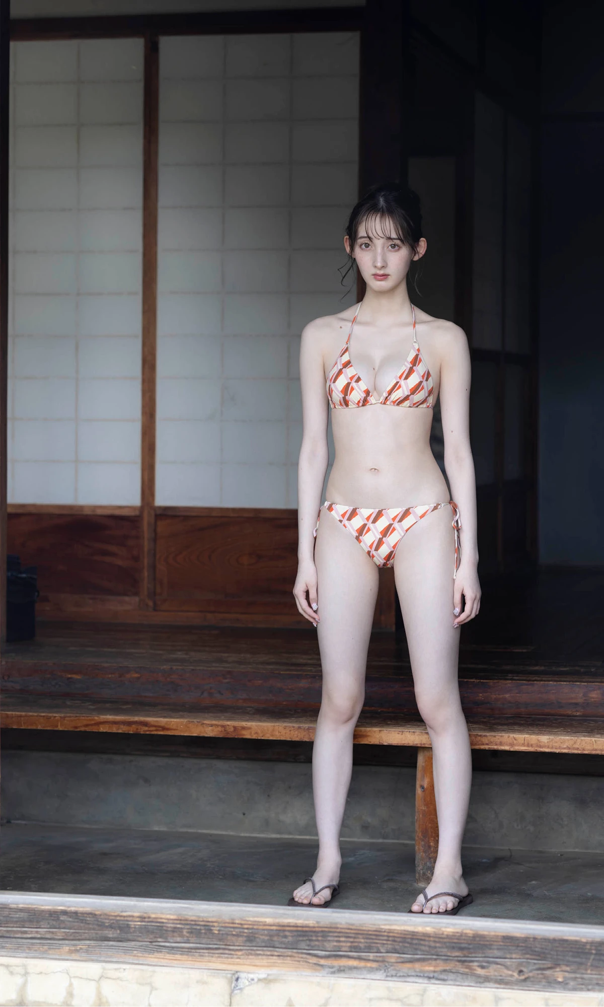 Nana Cecile 菜那セシル – 写真集 「Summer is in the air」 - P36