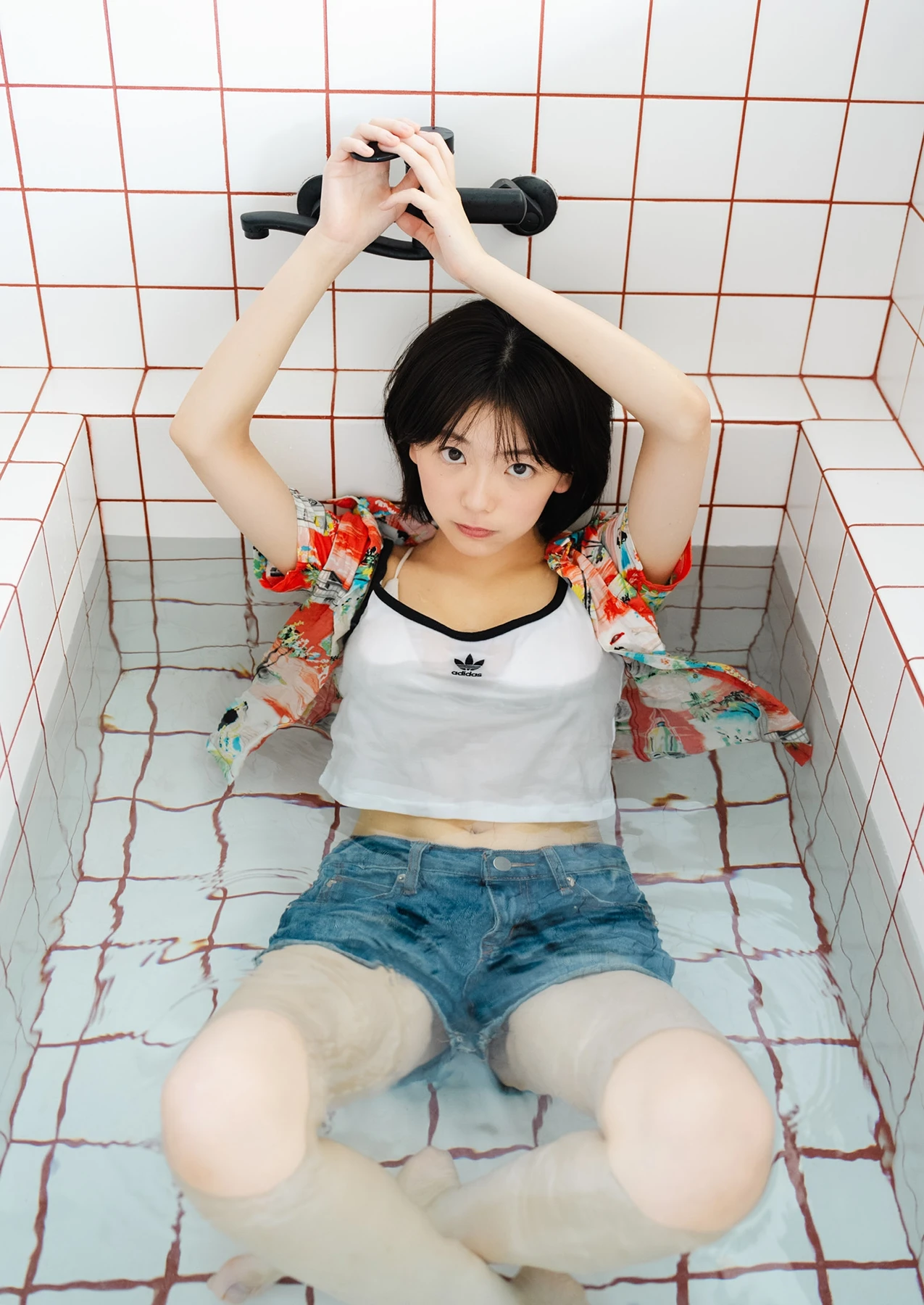 Ayu Okuma 大熊杏優 – デジタル限定 YJ Photo Book 「禁断の果実、ショートカット」 - P29