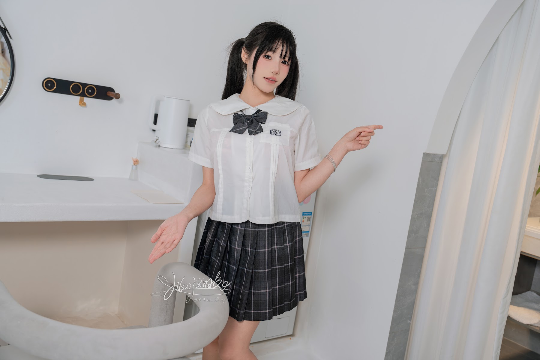 Coser@黏黏团子兔 – 10月作品『雨后小故事』WITH B - P11