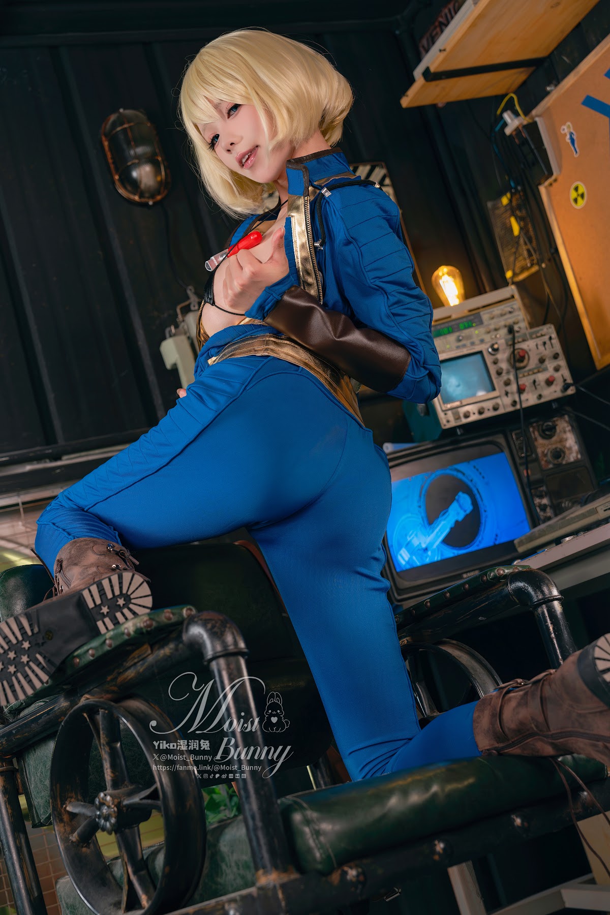 Coser@黏黏团子兔 – 12月作品 辐射-灰烬余生 - P29