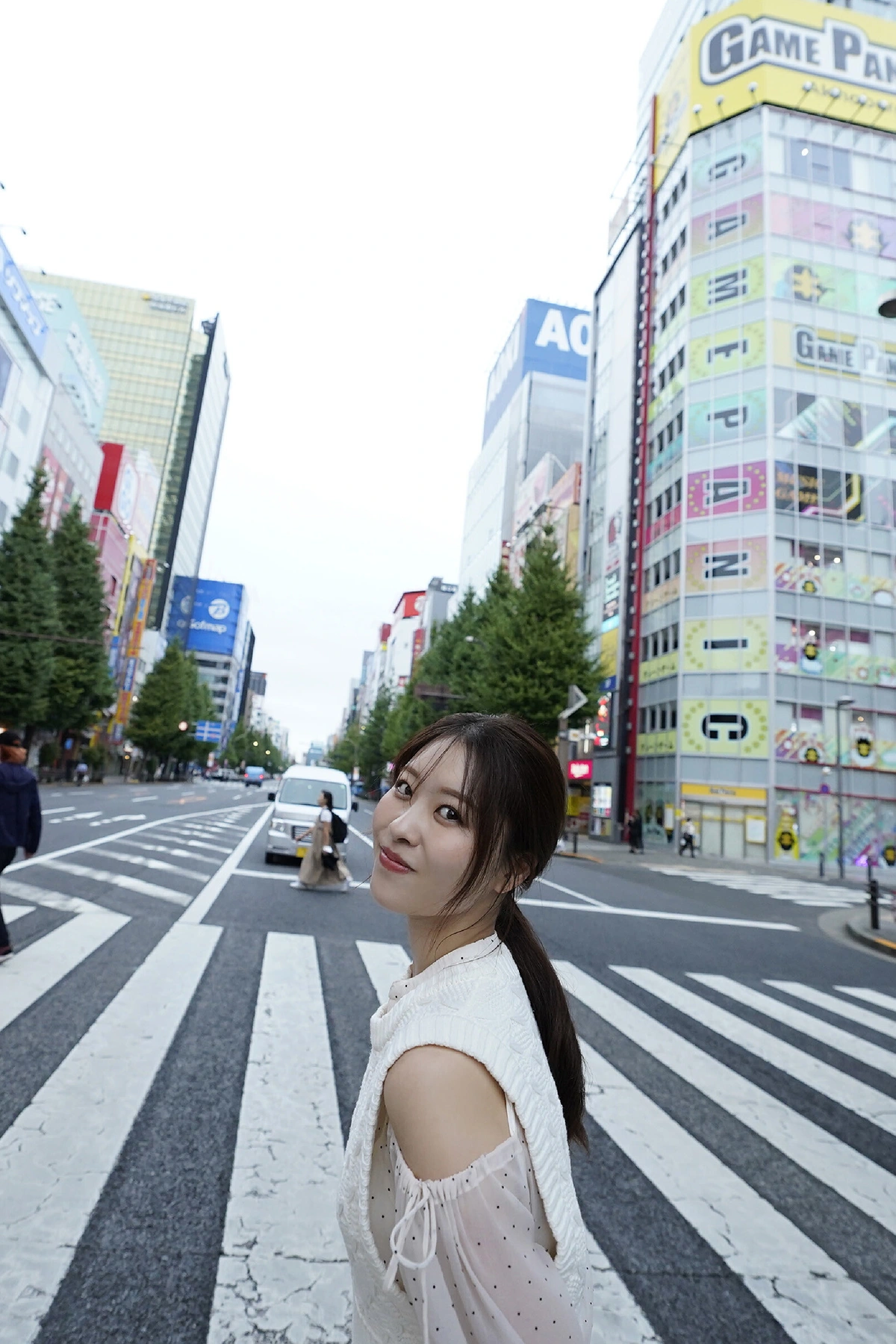 Chiyori Nakanishi 中西智代梨 – 写真集 「ちより日和」 Another Edition - P5