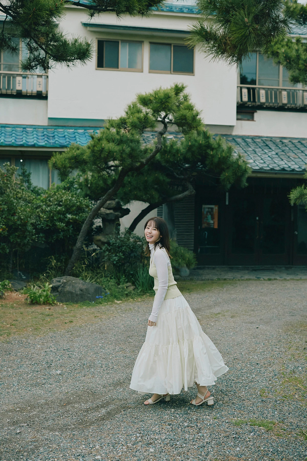 Rina Koike 小池里奈 – FLASHデジタル写真集 「永遠なんていらない」 - P5