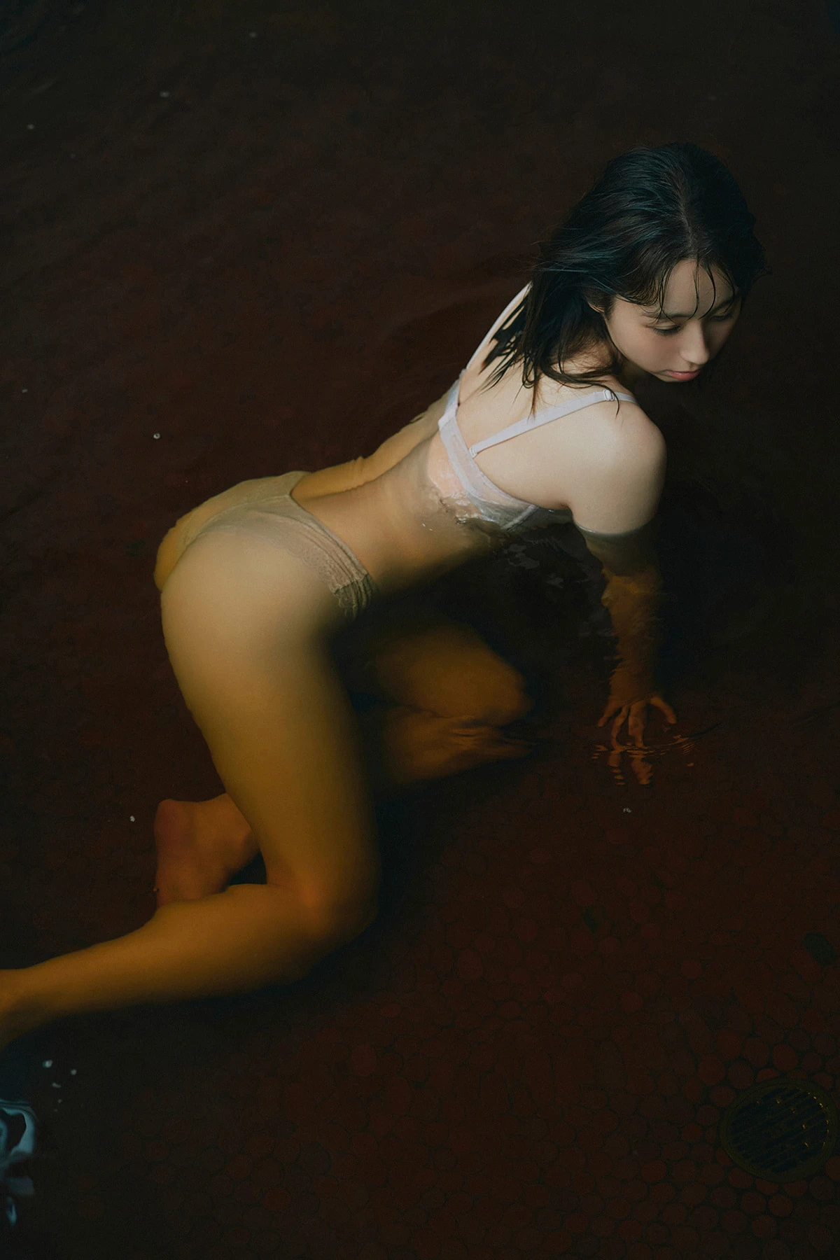 Rina Koike 小池里奈 – FLASHデジタル写真集 「永遠なんていらない」 - P62
