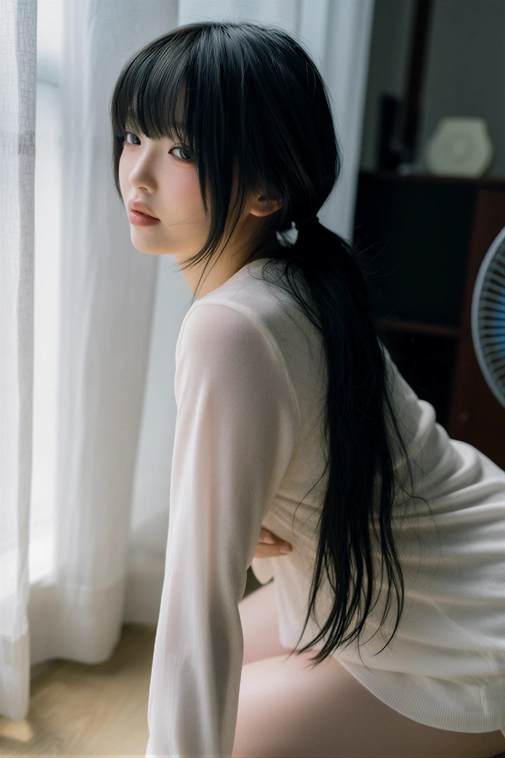 Yun Gae-gul 윤개굴 – Herovia 「Summer Sunshine」 - P38