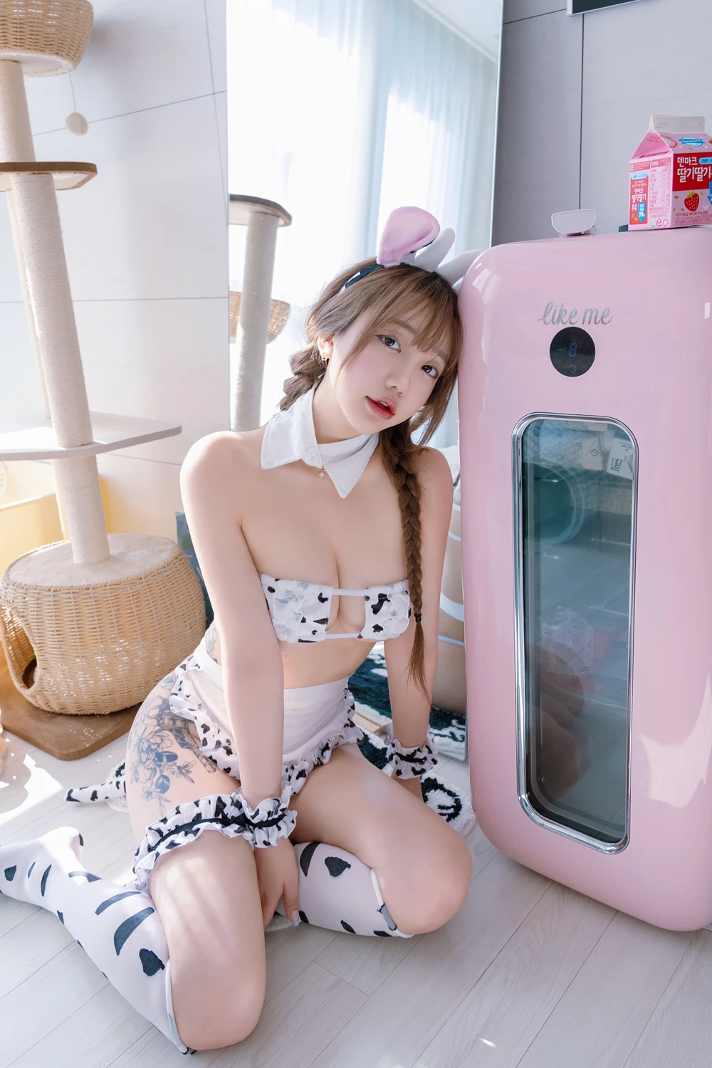 Son Yeeun 손예은 – Photobook 「Cow Girl」 - P21