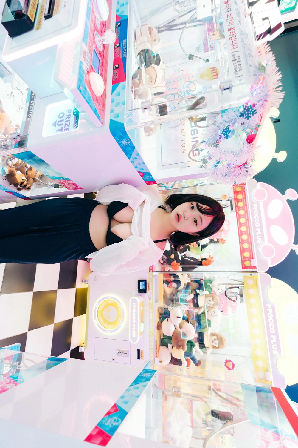 EunWoo 은우 – Haivia Photobook 「Video Room」 - P6