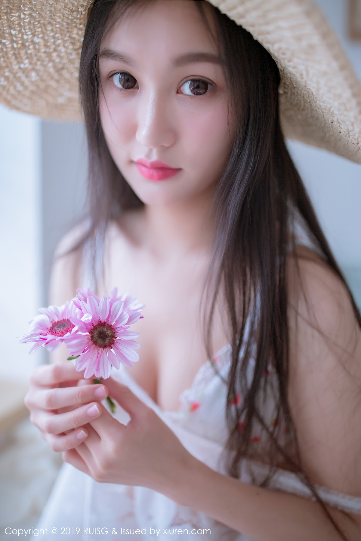 RuiSG Vol.068 深紫Julie - P18