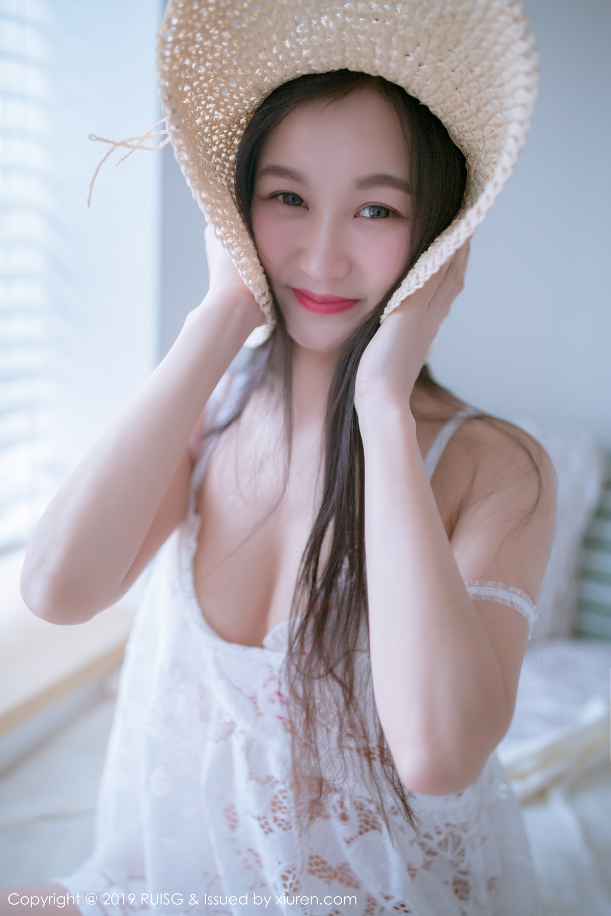 RuiSG Vol.068 深紫Julie - P22