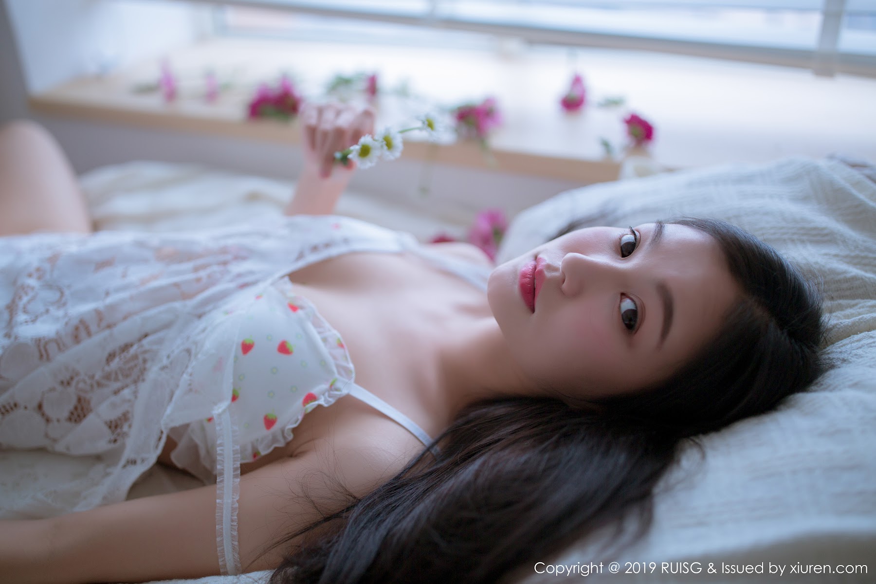 RuiSG Vol.068 深紫Julie - P27