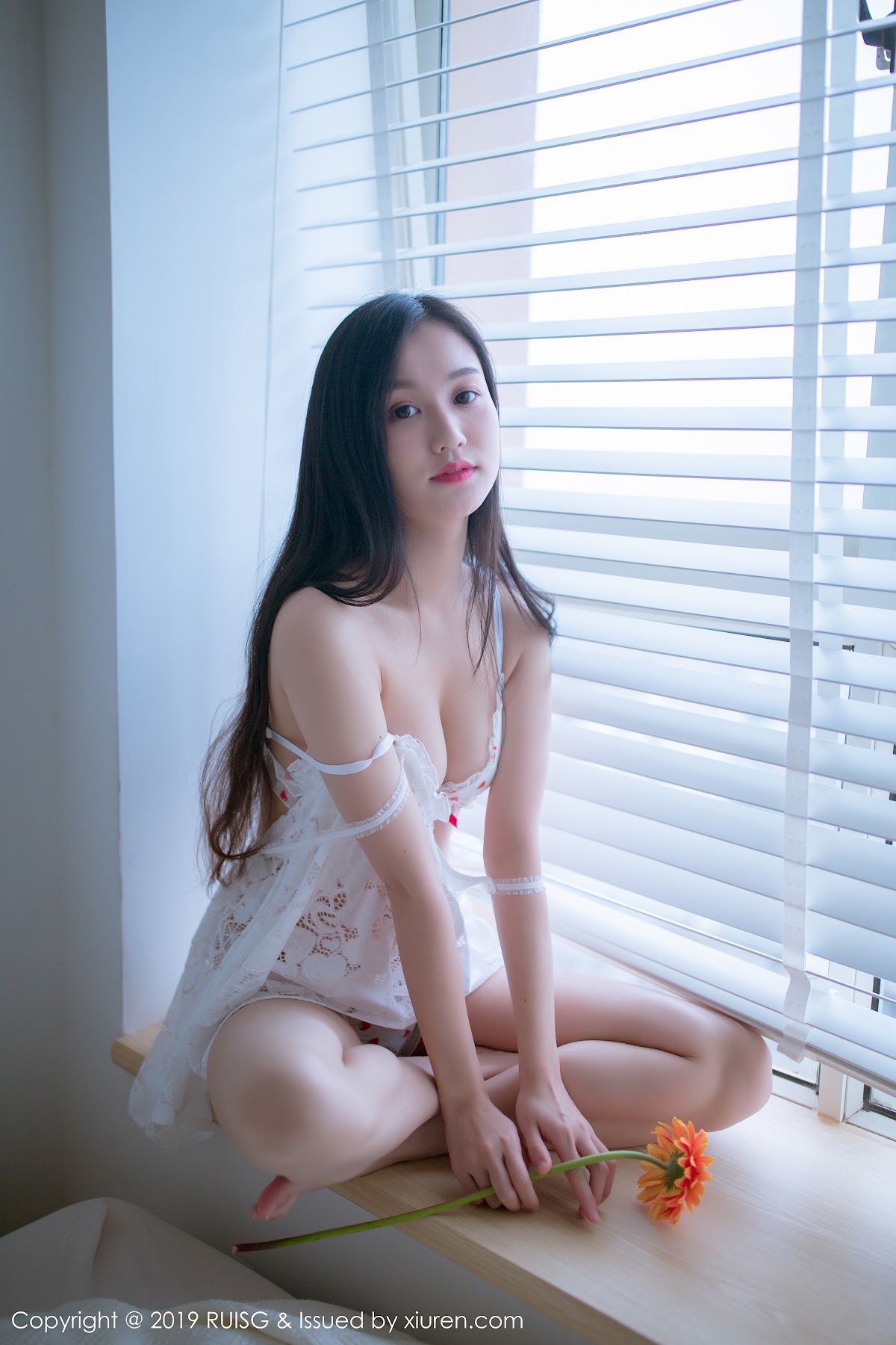 RuiSG Vol.068 深紫Julie - P31