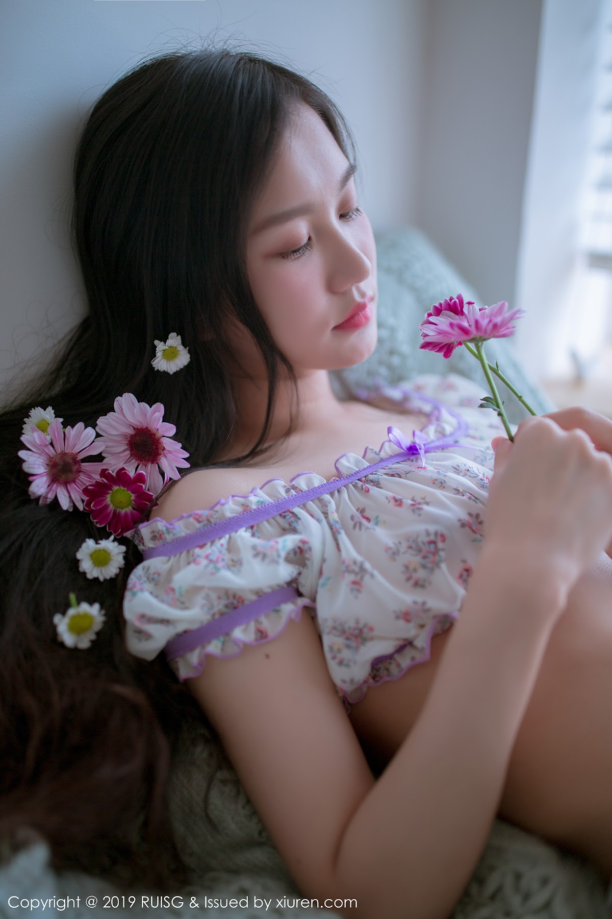 RuiSG Vol.068 深紫Julie - P34