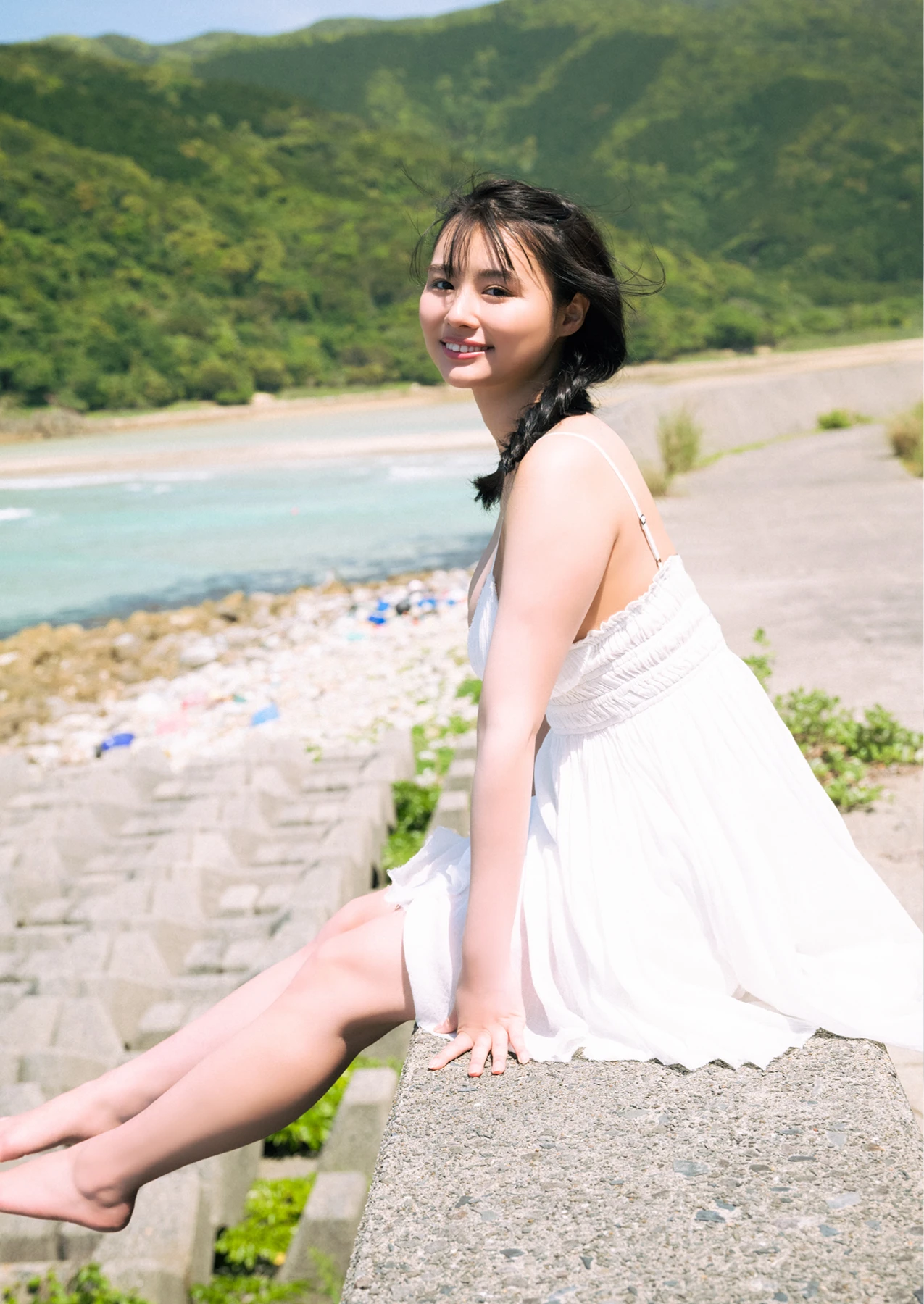 Cocoro Toyoshima 豊島心桜 – デジタル限定 YJ Photo Book 「愛でる」 - P3