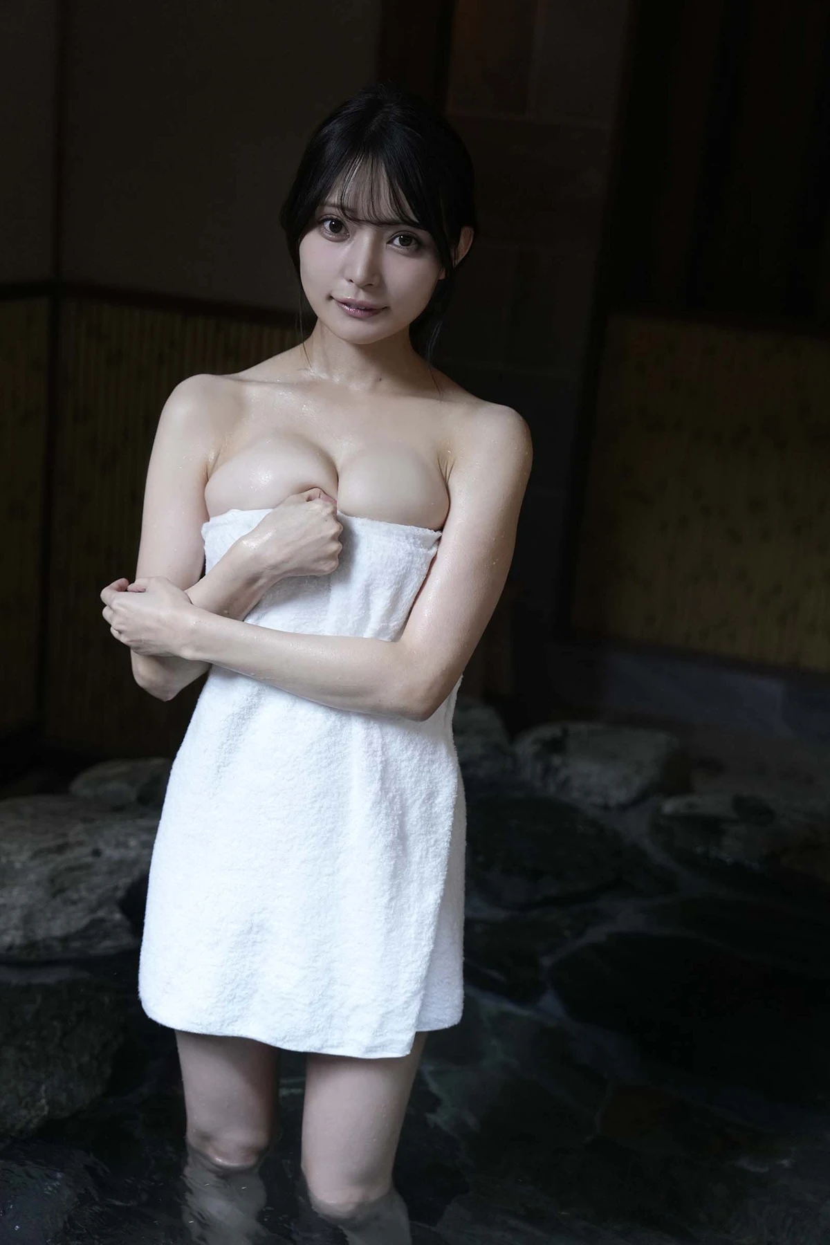 Sayaka Nitori 似鳥沙也加 – デジタル写真集 「蜜逢い」 - P32