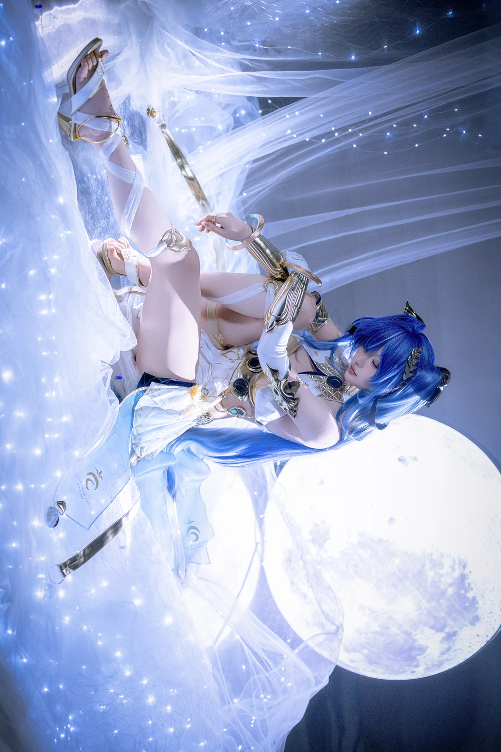 Cosplay 星之迟迟Hoshilily – 鸣潮 尤诺 - P11