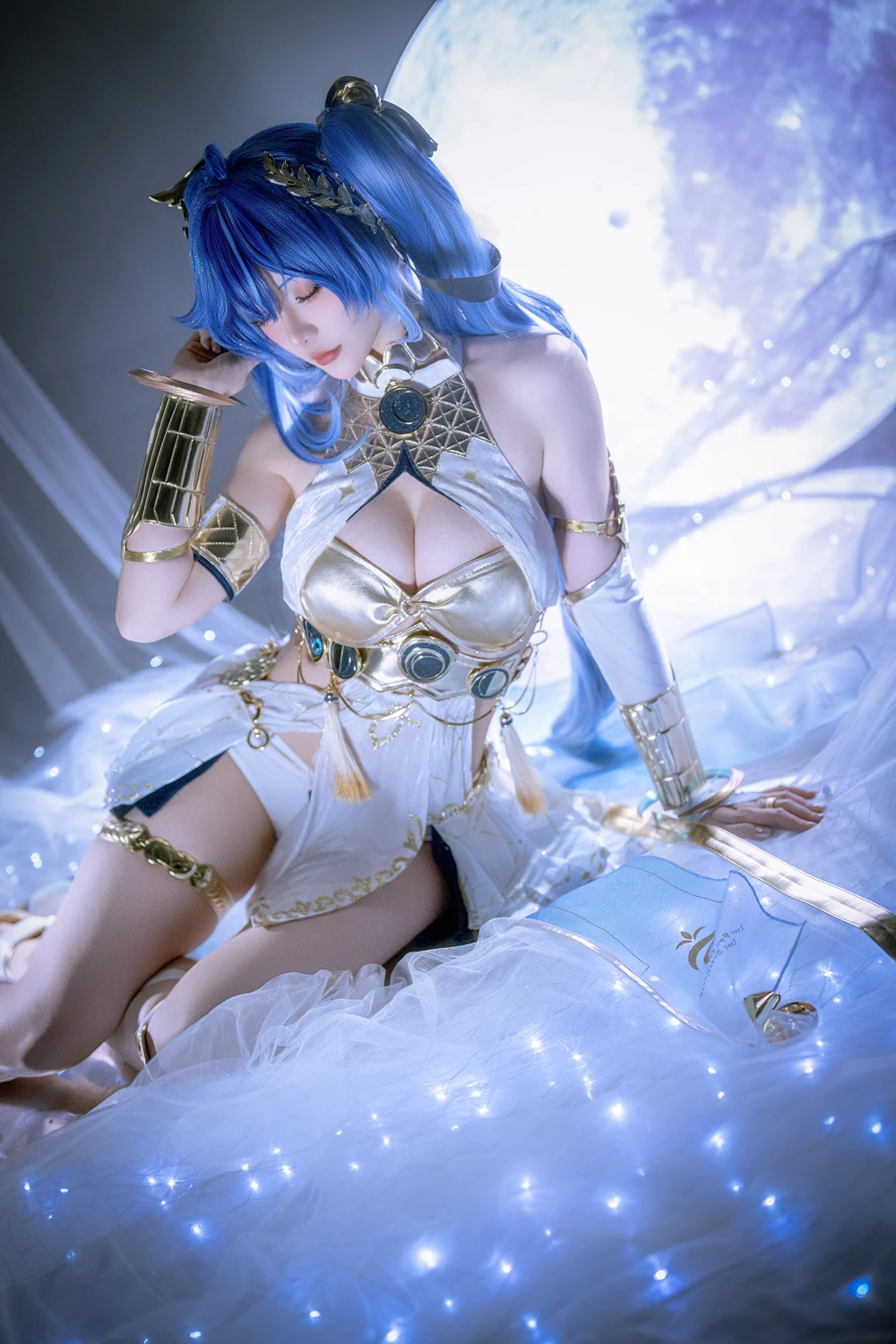 Cosplay 星之迟迟Hoshilily – 鸣潮 尤诺 - P1