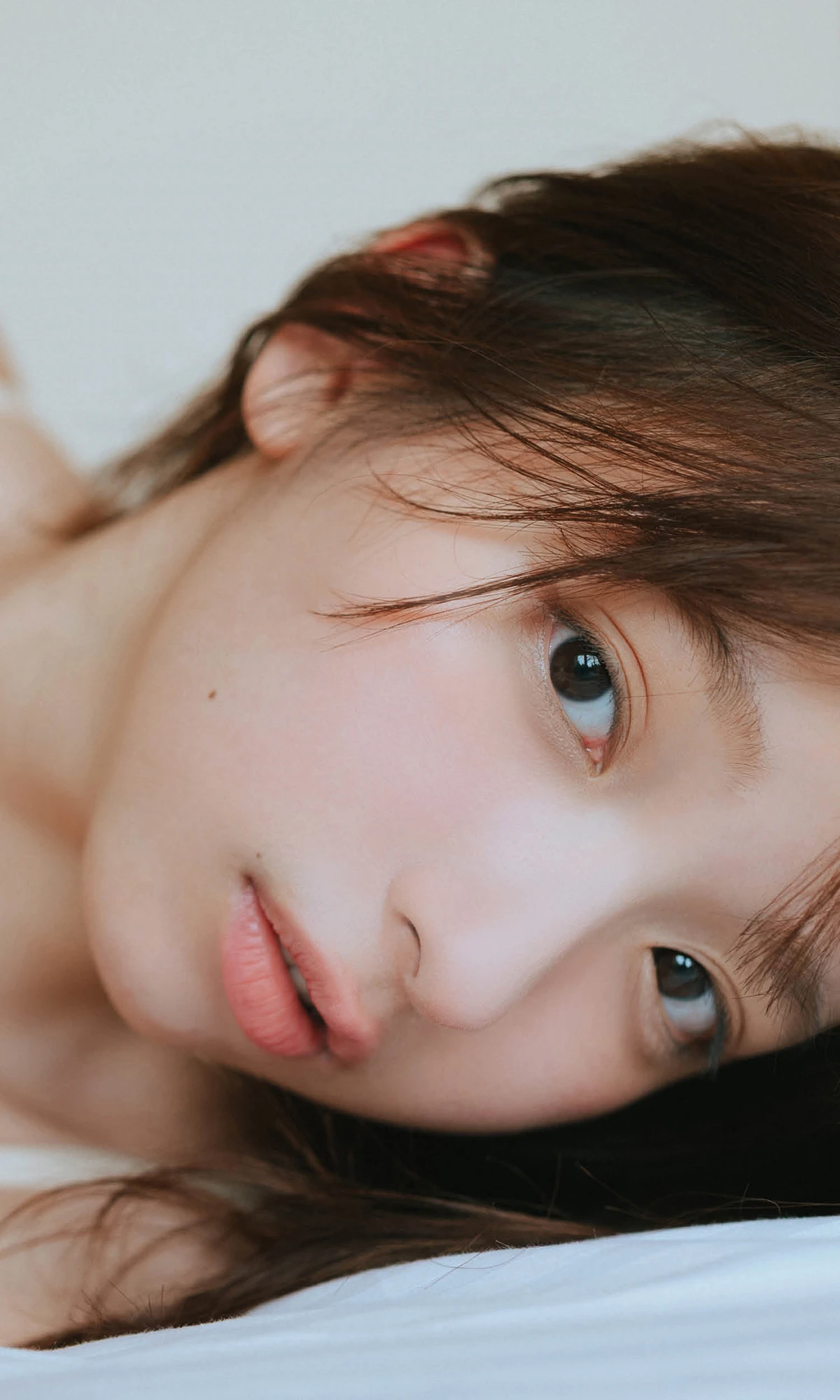 Runa Ichinose 一ノ瀬瑠菜 – 週プレ Photo Book 「新しい扉」 - P86