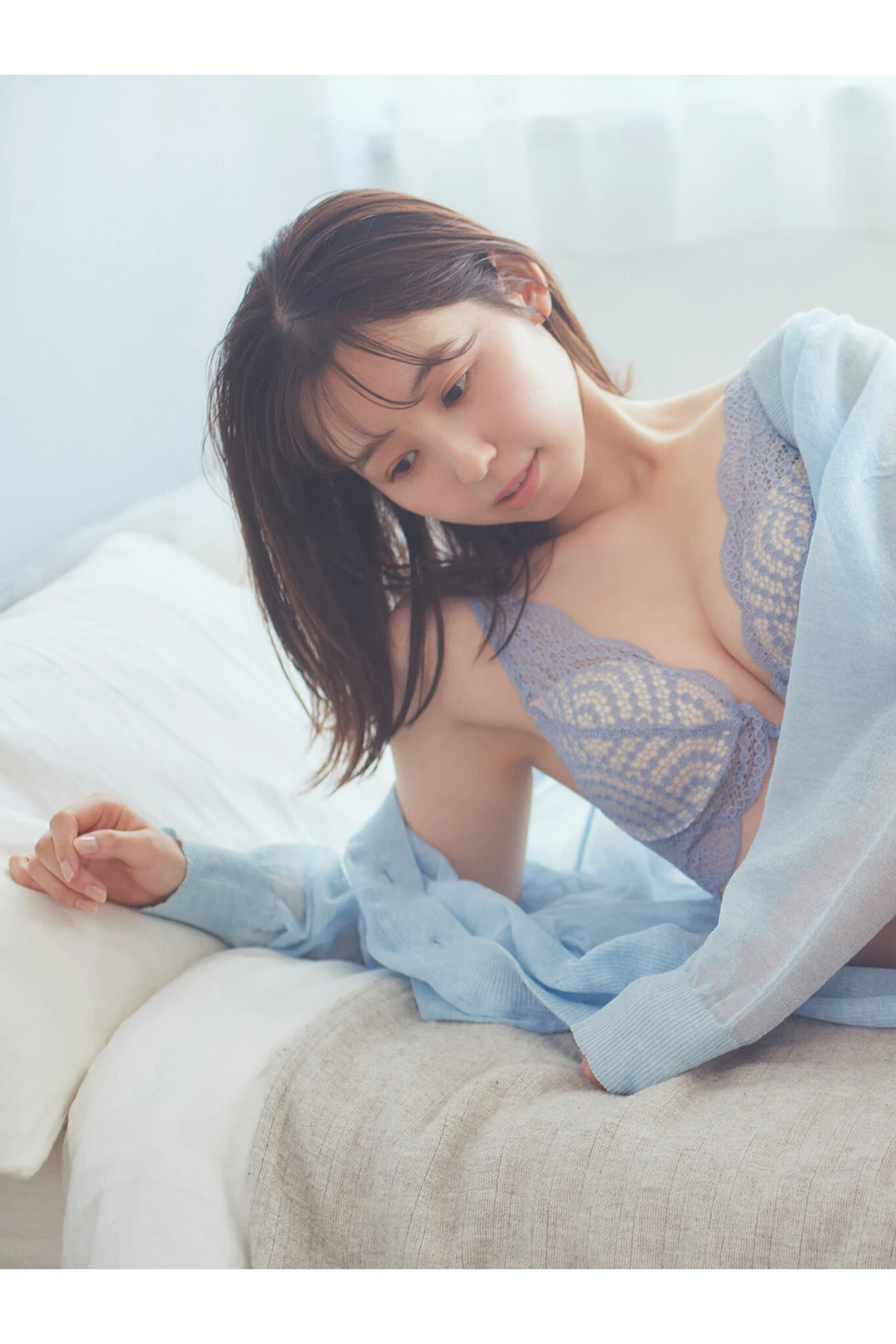 Rina Koike 小池里奈 – ヤングチャンピオンデジグラ 「道しるべ」 - P32