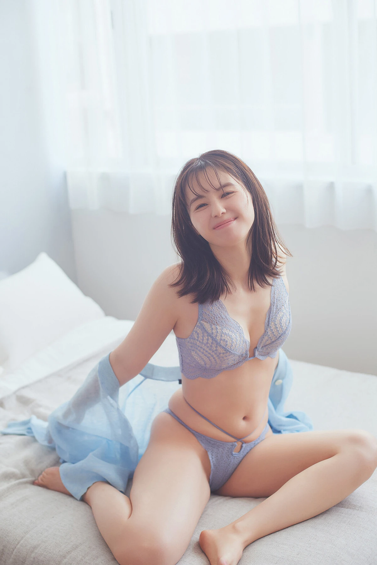 Rina Koike 小池里奈 – ヤングチャンピオンデジグラ 「道しるべ」 - P44