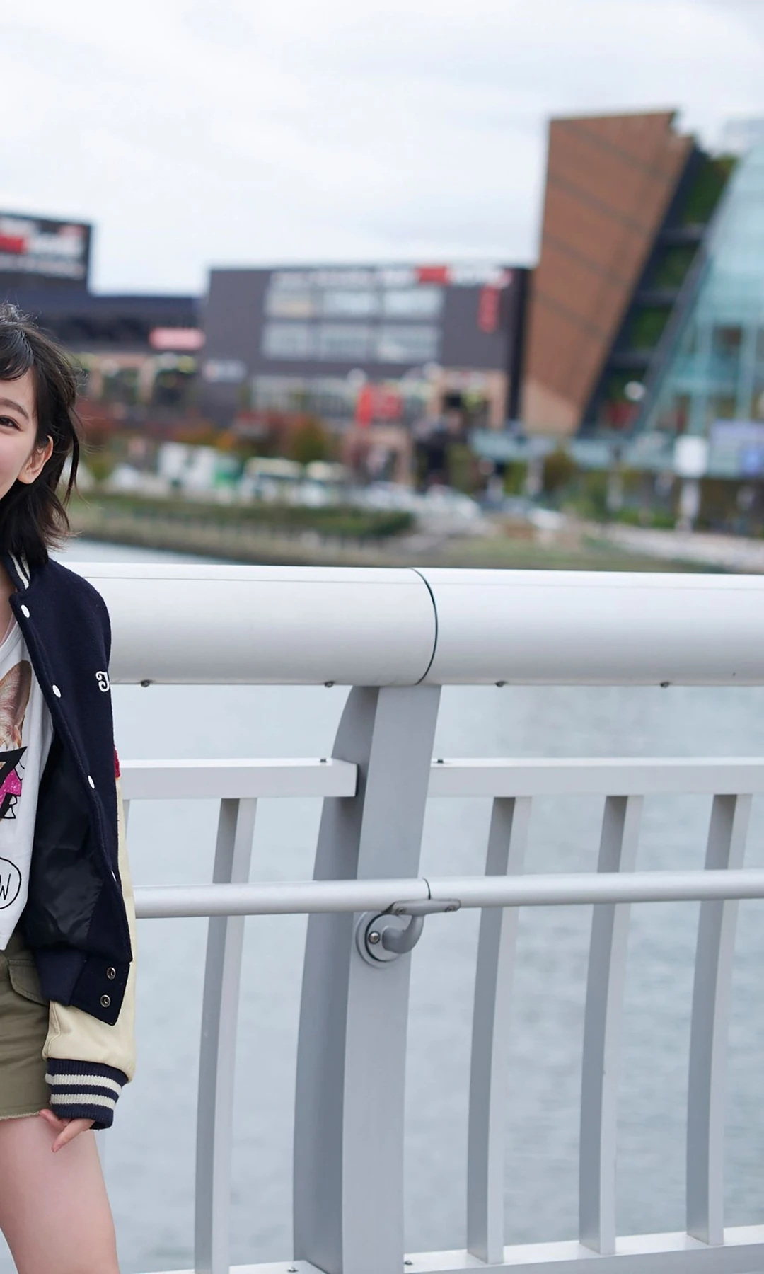 Riho Yoshioka 吉岡里帆 – デジタル週プレ写真集 「西へ」 - P54