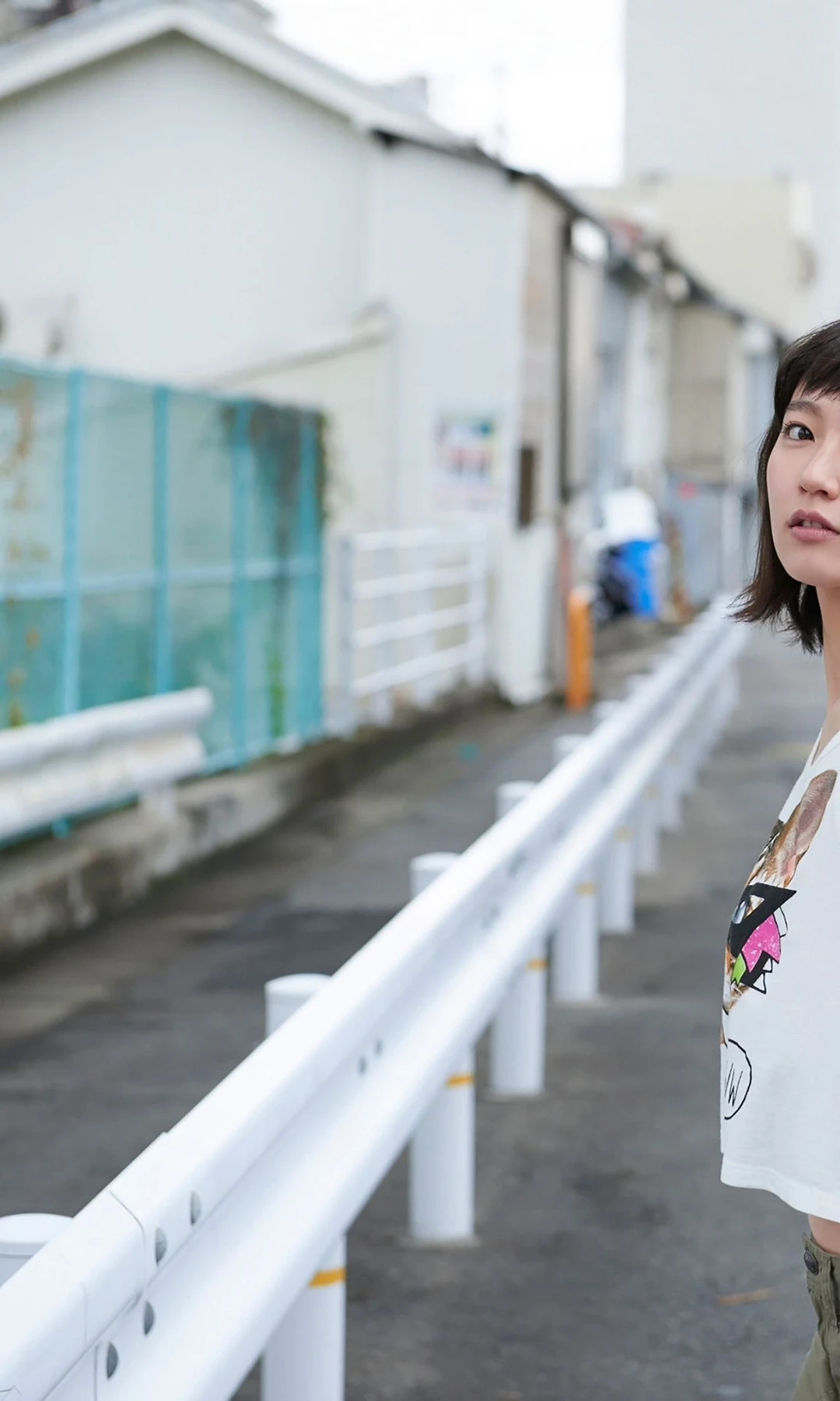 Riho Yoshioka 吉岡里帆 – デジタル週プレ写真集 「西へ」 - P65