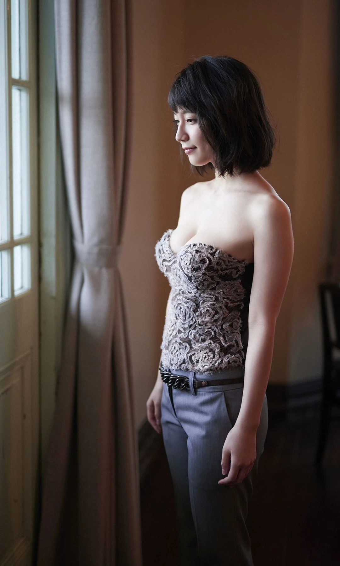 Riho Yoshioka 吉岡里帆 – デジタル週プレ写真集 「西へ」 - P76