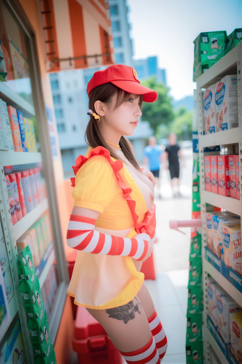 Son Yeeun 손예은 – DJAWA 「McDonald’s Girl」 - P22