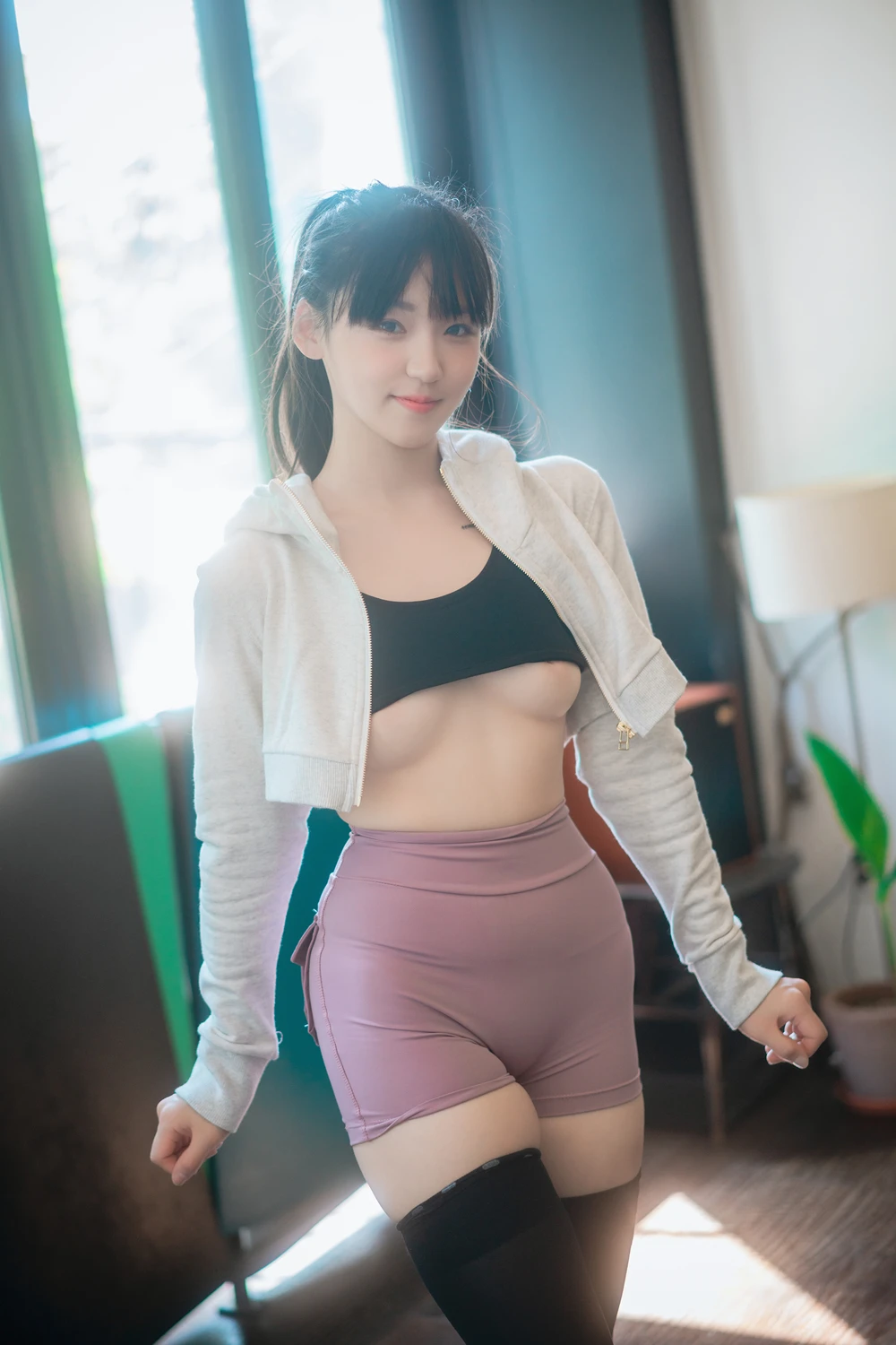 Hendoong 혠둥이 – DJAWA 「Loose and Tight – Relief and Relax」 - P7