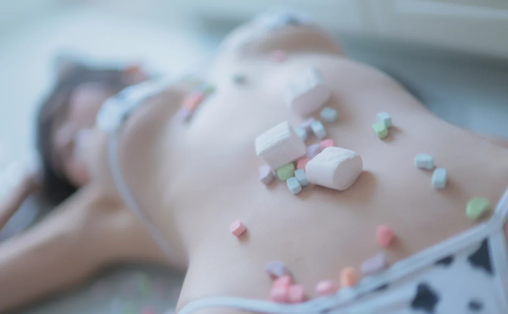 Dongeuran (동그란): Milk Cow #02 (136 photos) - P22