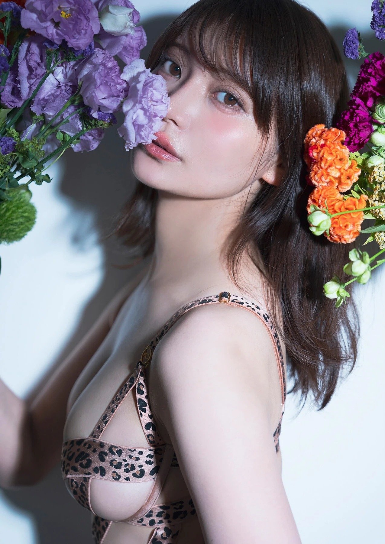 Sayaka Nitori 似鳥沙也加 – スピ サン グラビアフォトブック 花鳥蜜月 - P41
